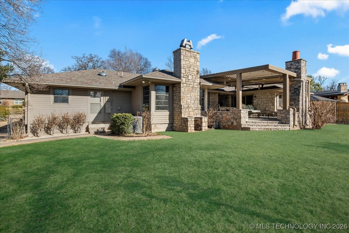 2242 E 33rd Street Property Photo 63