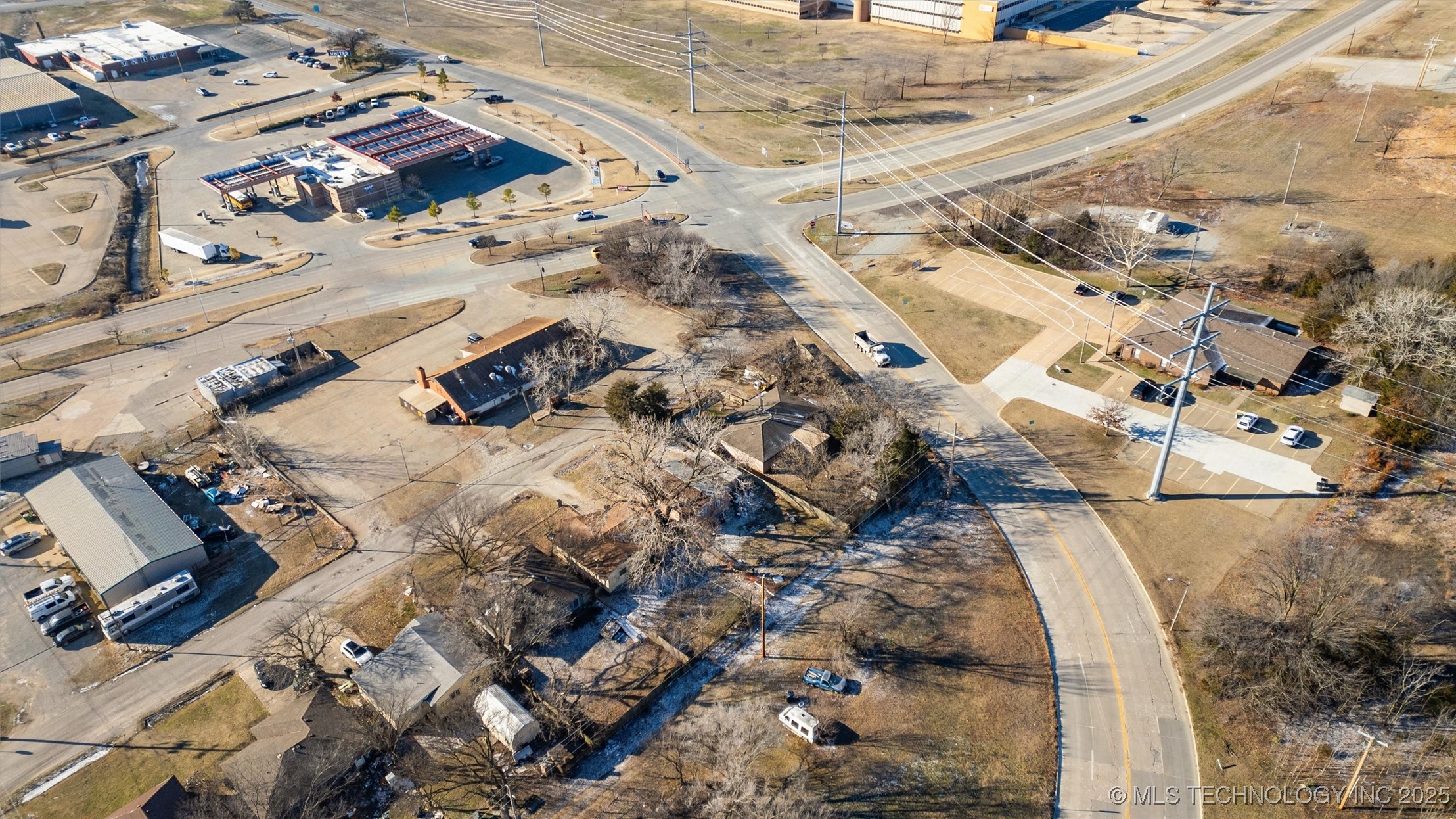 1840 Sw Frank Phillips Boulevard Property Photo 6