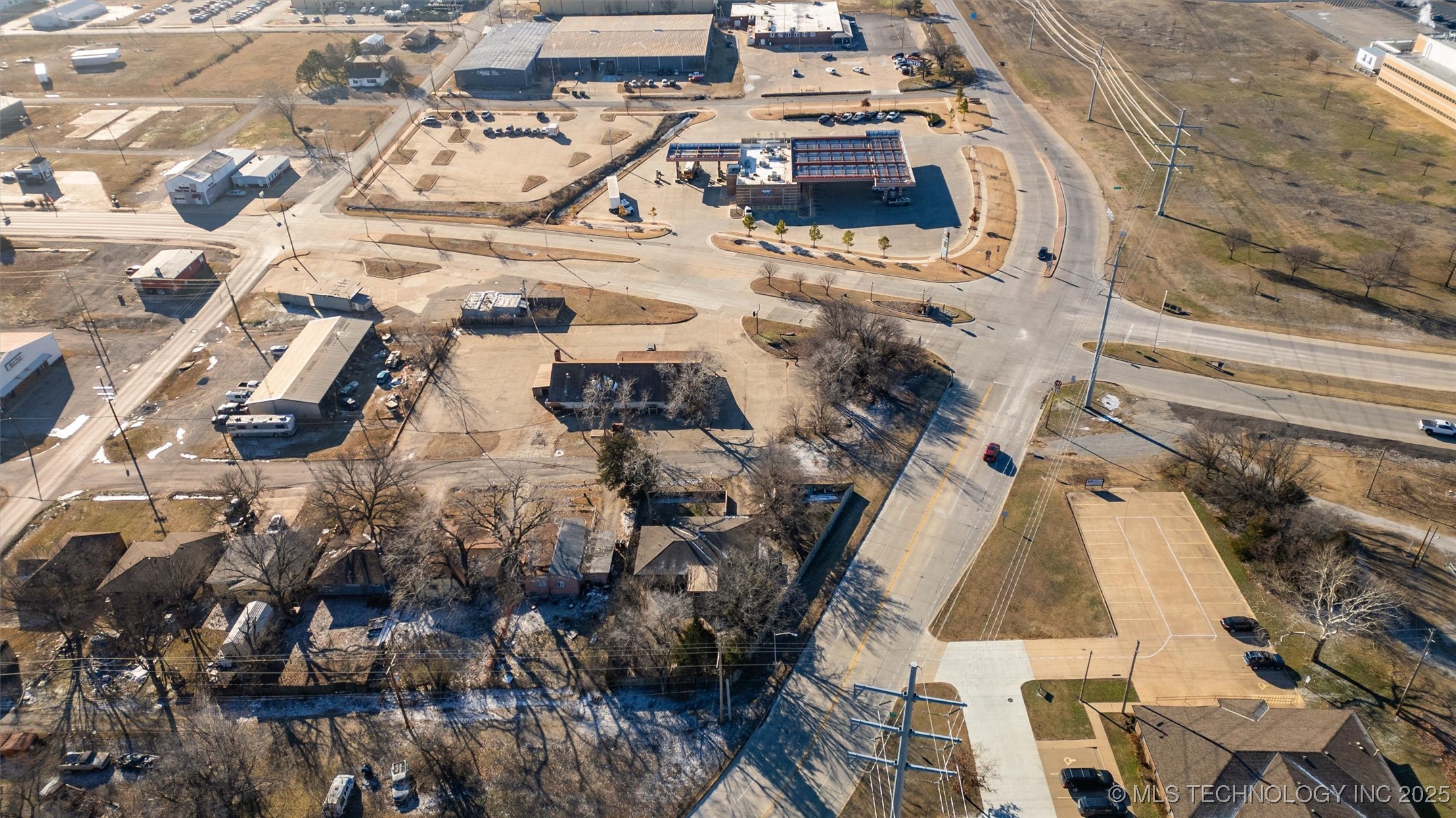 1840 Sw Frank Phillips Boulevard Property Photo 7