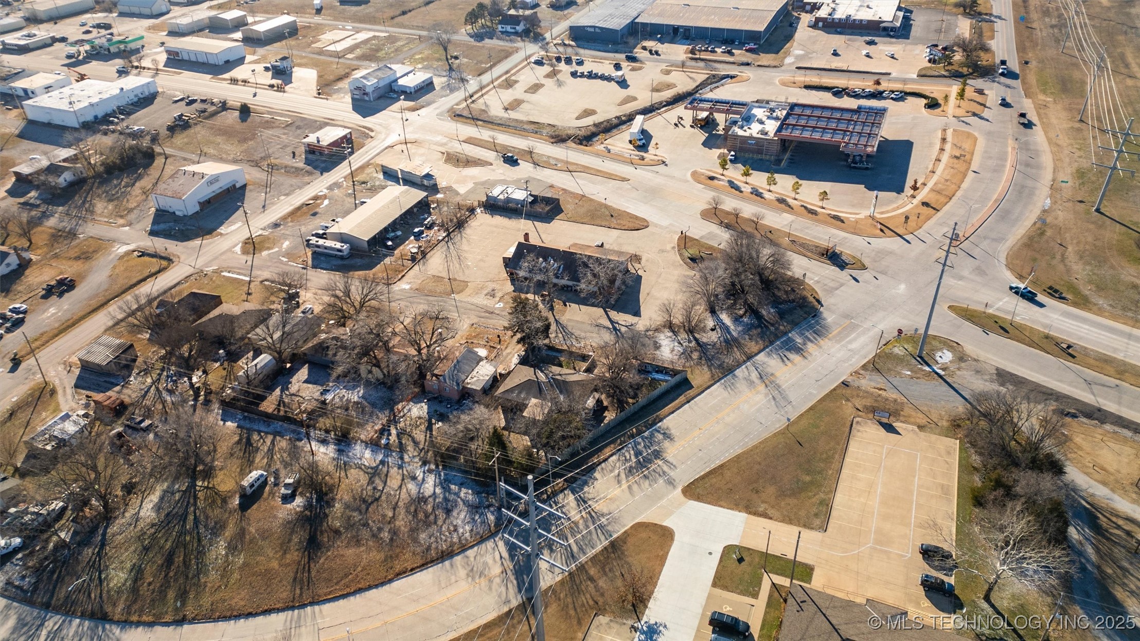 1840 Sw Frank Phillips Boulevard Property Photo 8