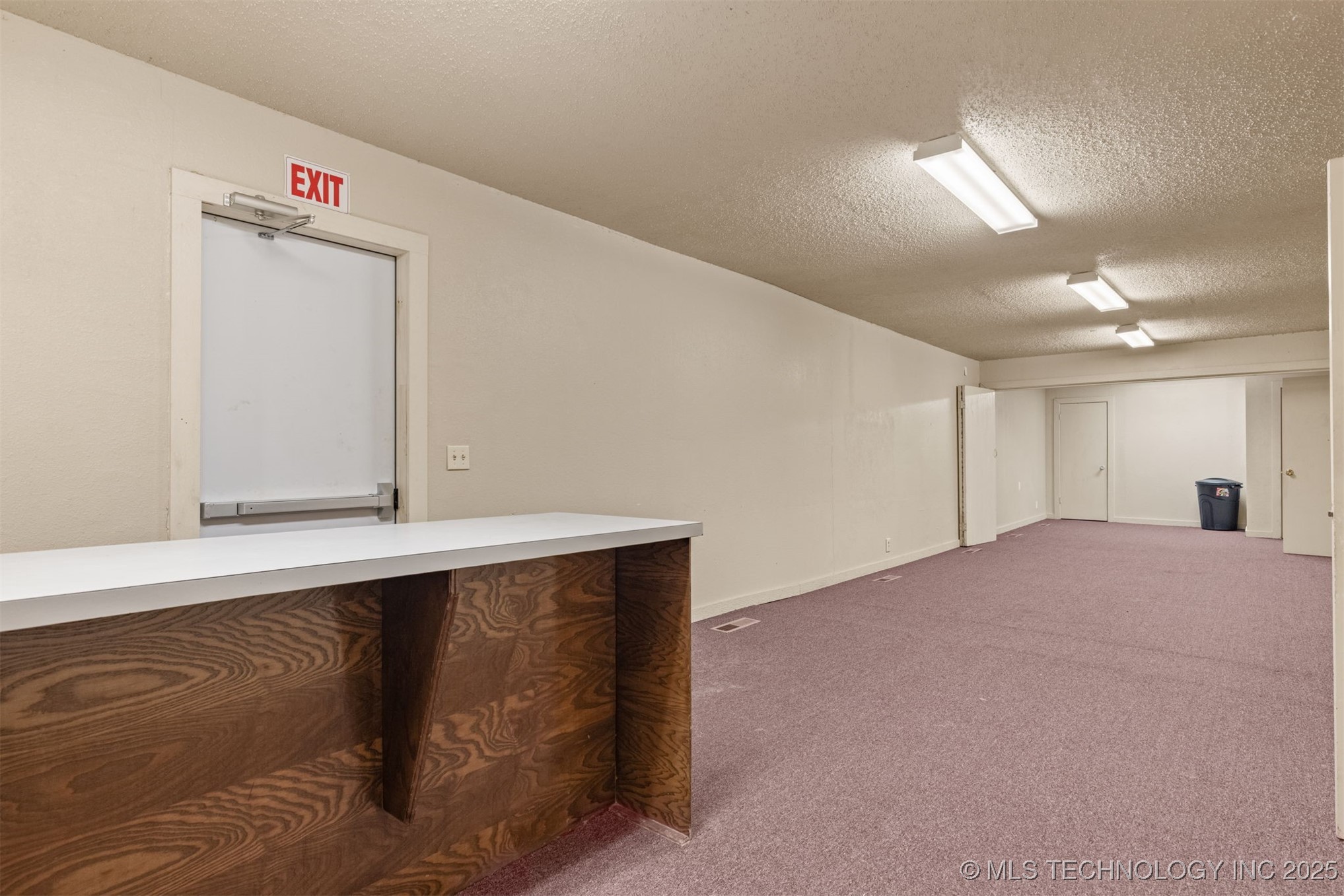 215 S Bixby Street Property Photo 31