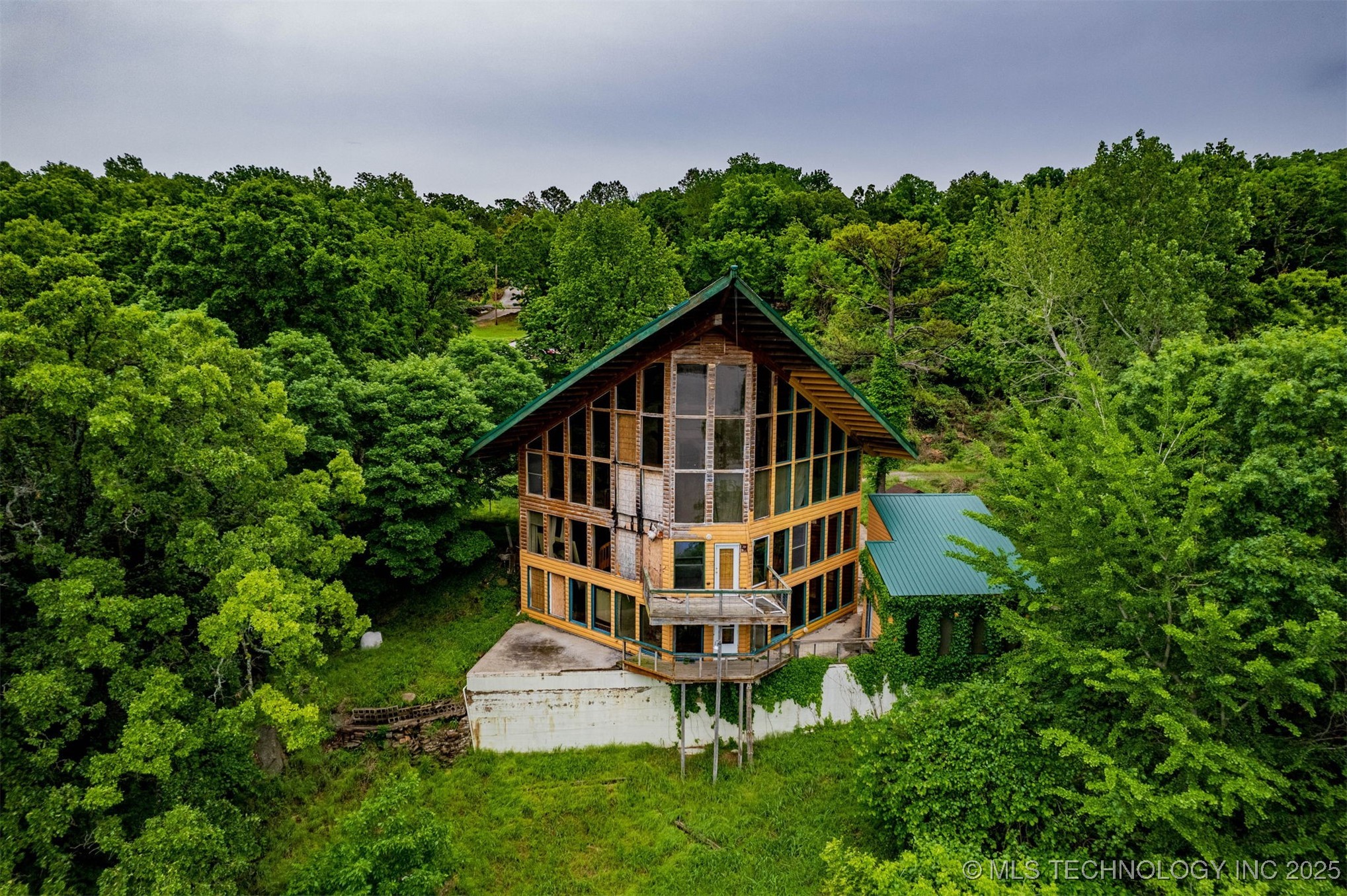 2989 W 351st Road Property Photo 3