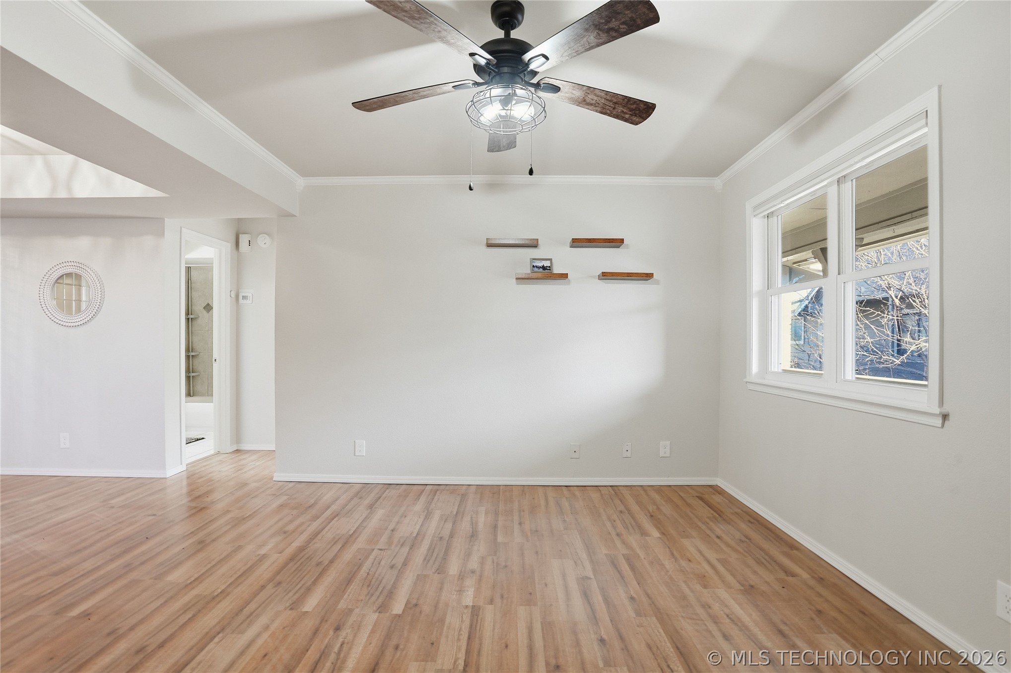 2826 E 90th Street 1602 Property Photo 5