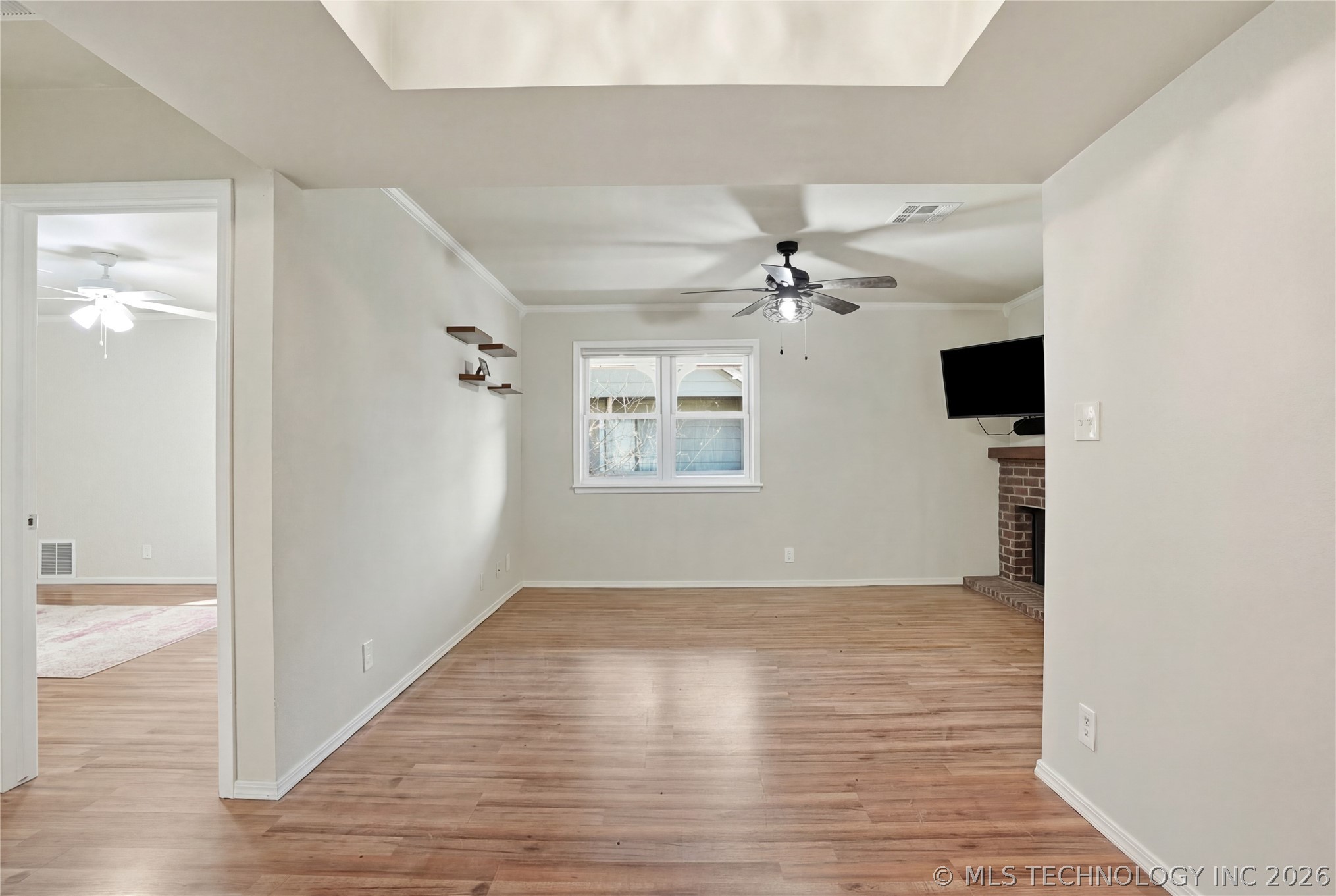 2826 E 90th Street 1602 Property Photo 13