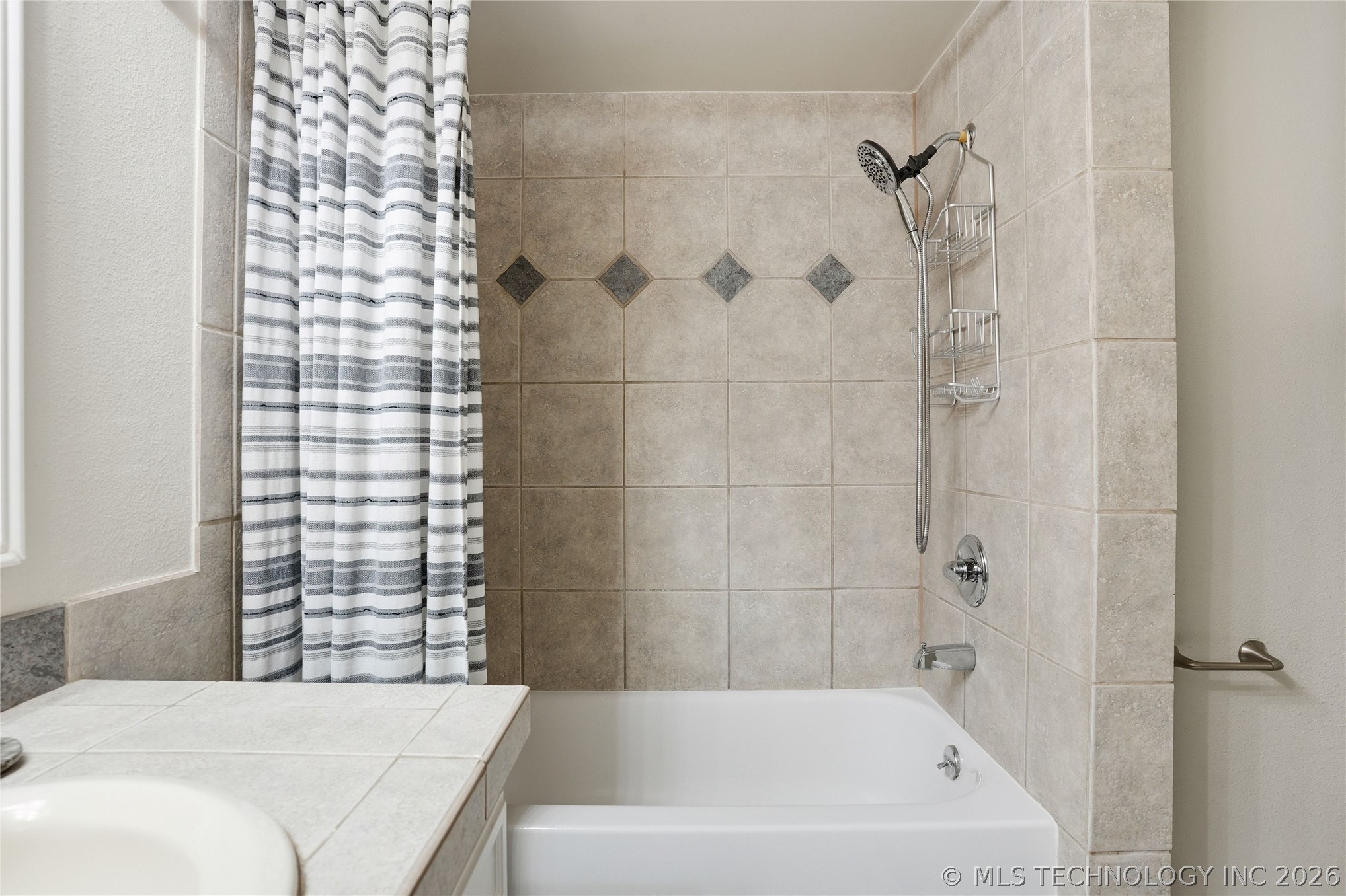 2826 E 90th Street 1602 Property Photo 22