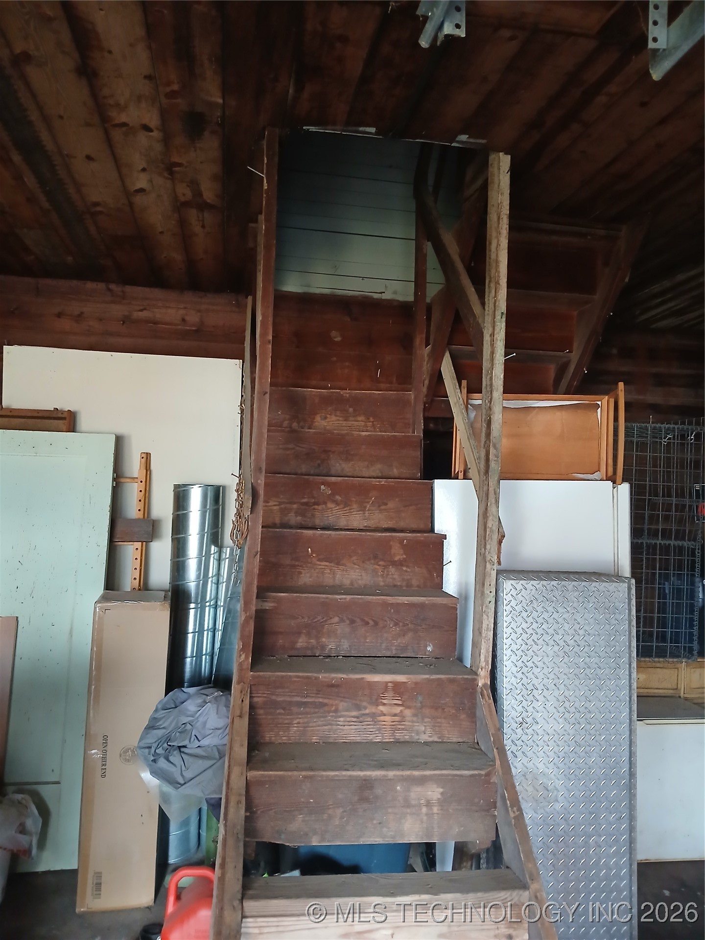 1101 S Mekusukey Avenue Property Photo 16