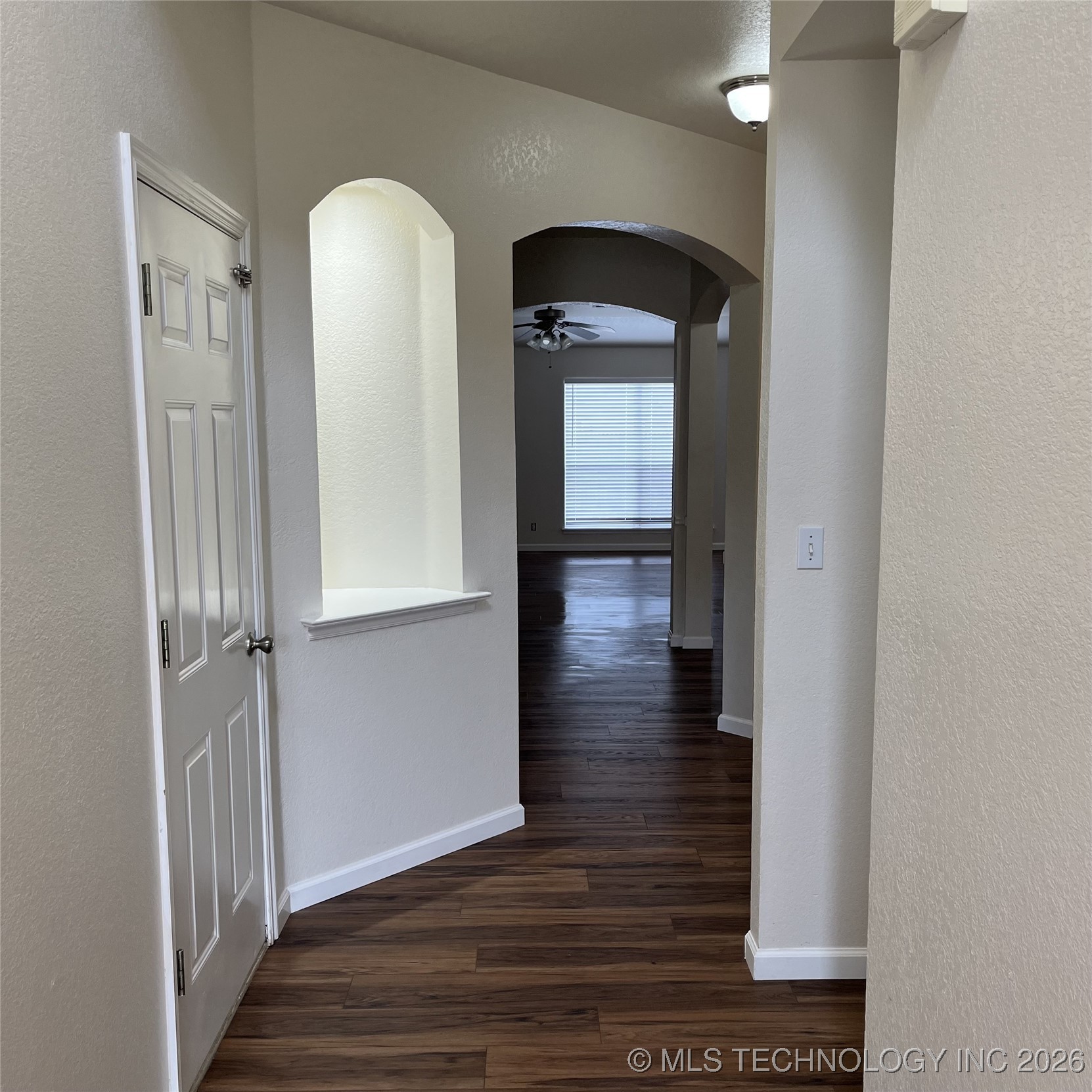 11899 S 269th East Avenue Property Photo 2