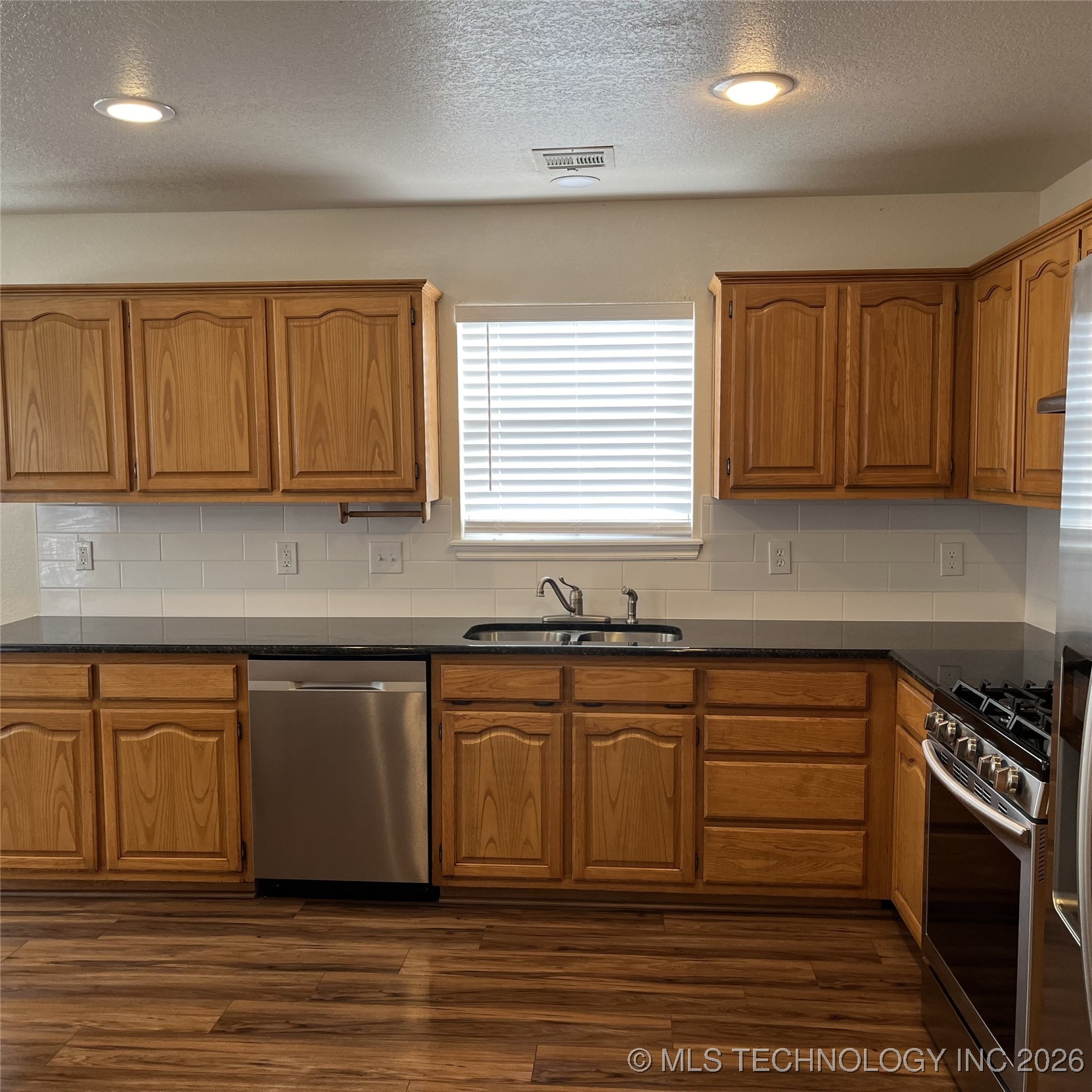 11899 S 269th East Avenue Property Photo 10