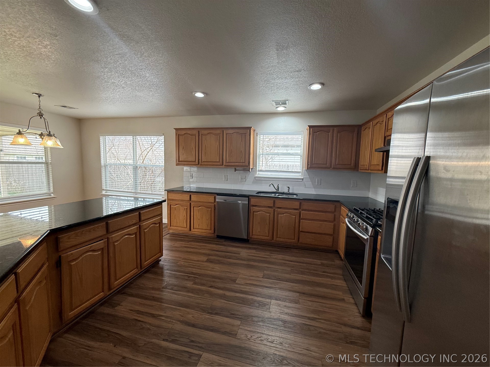 11899 S 269th East Avenue Property Photo 11