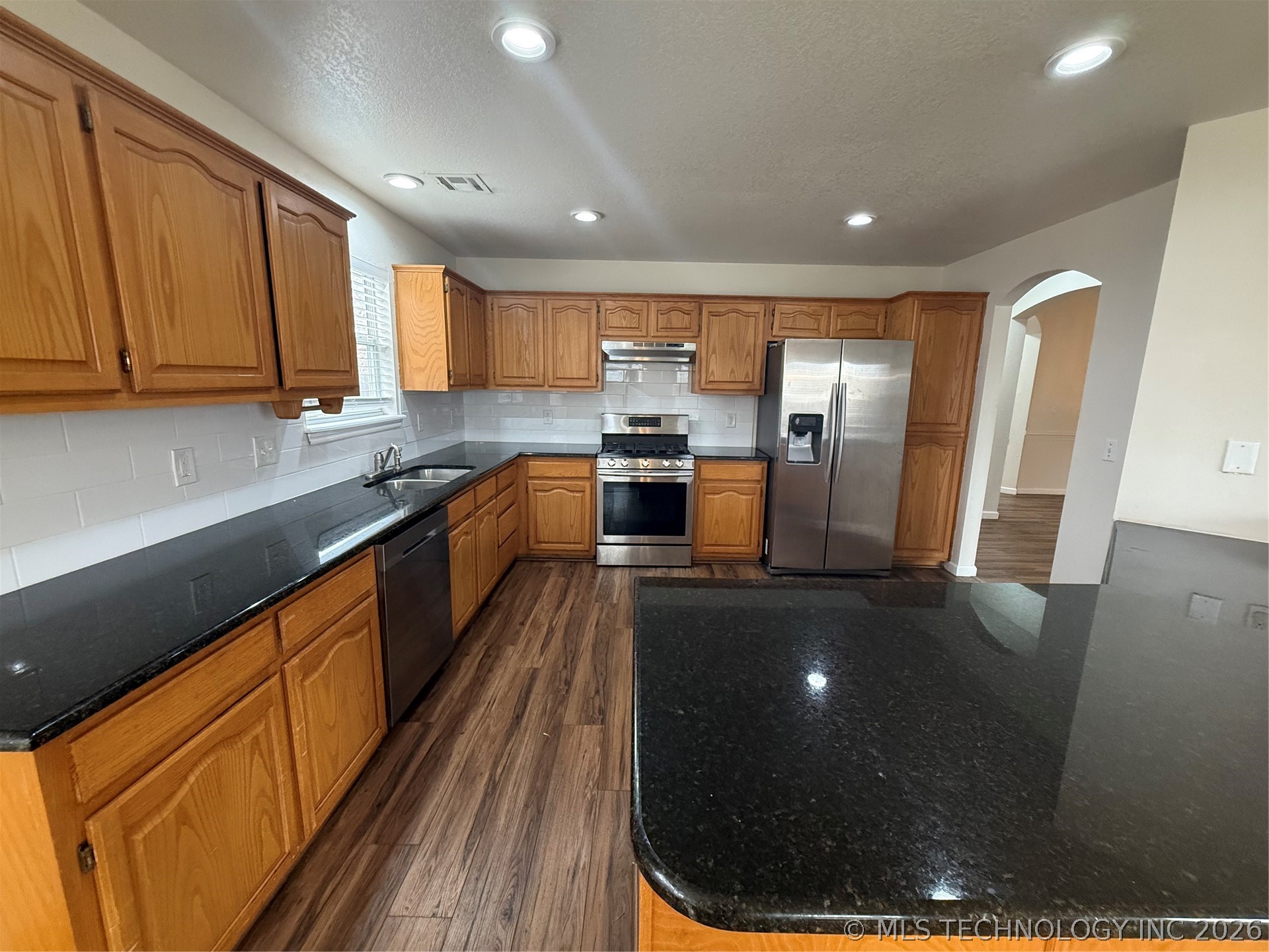 11899 S 269th East Avenue Property Photo 12