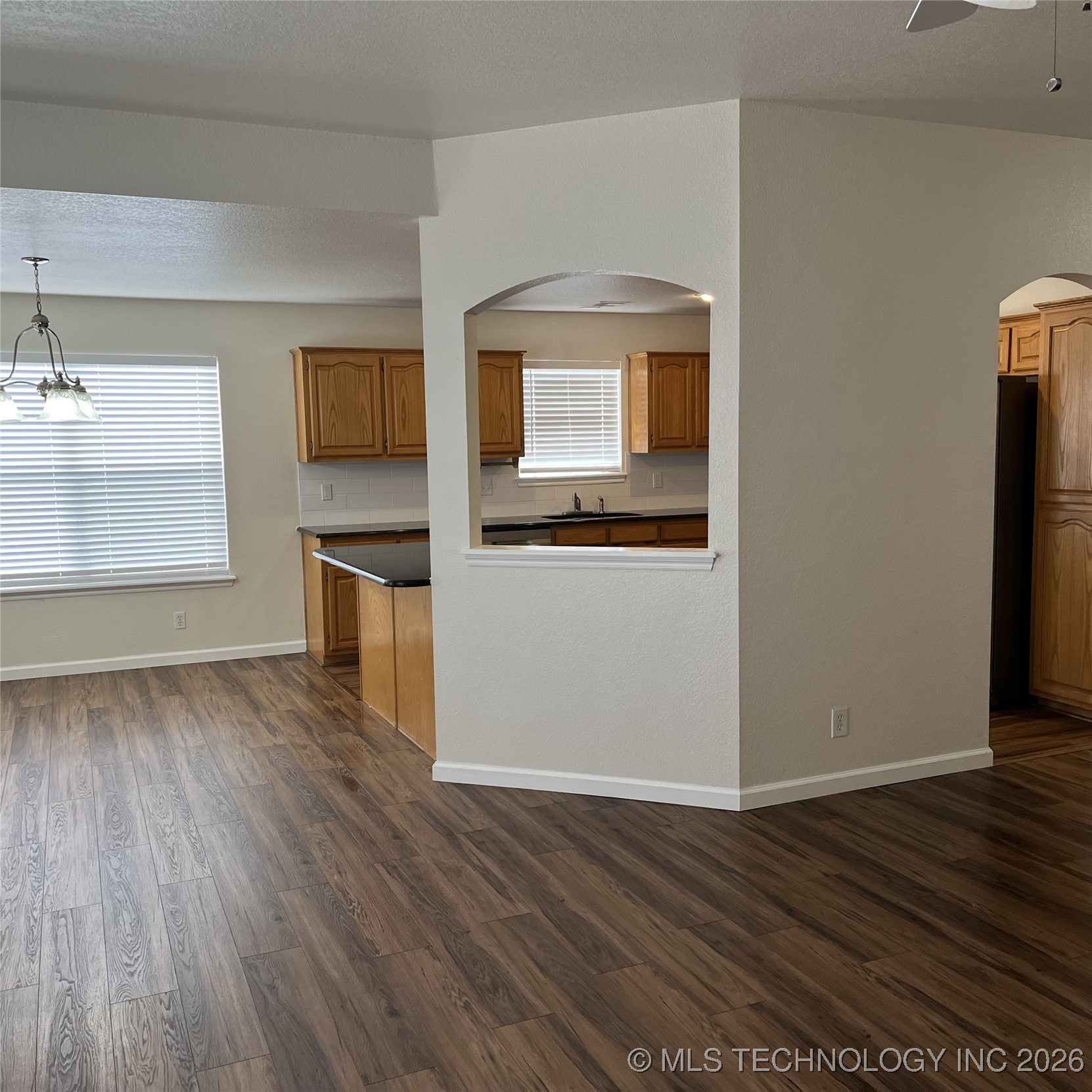 11899 S 269th East Avenue Property Photo 13