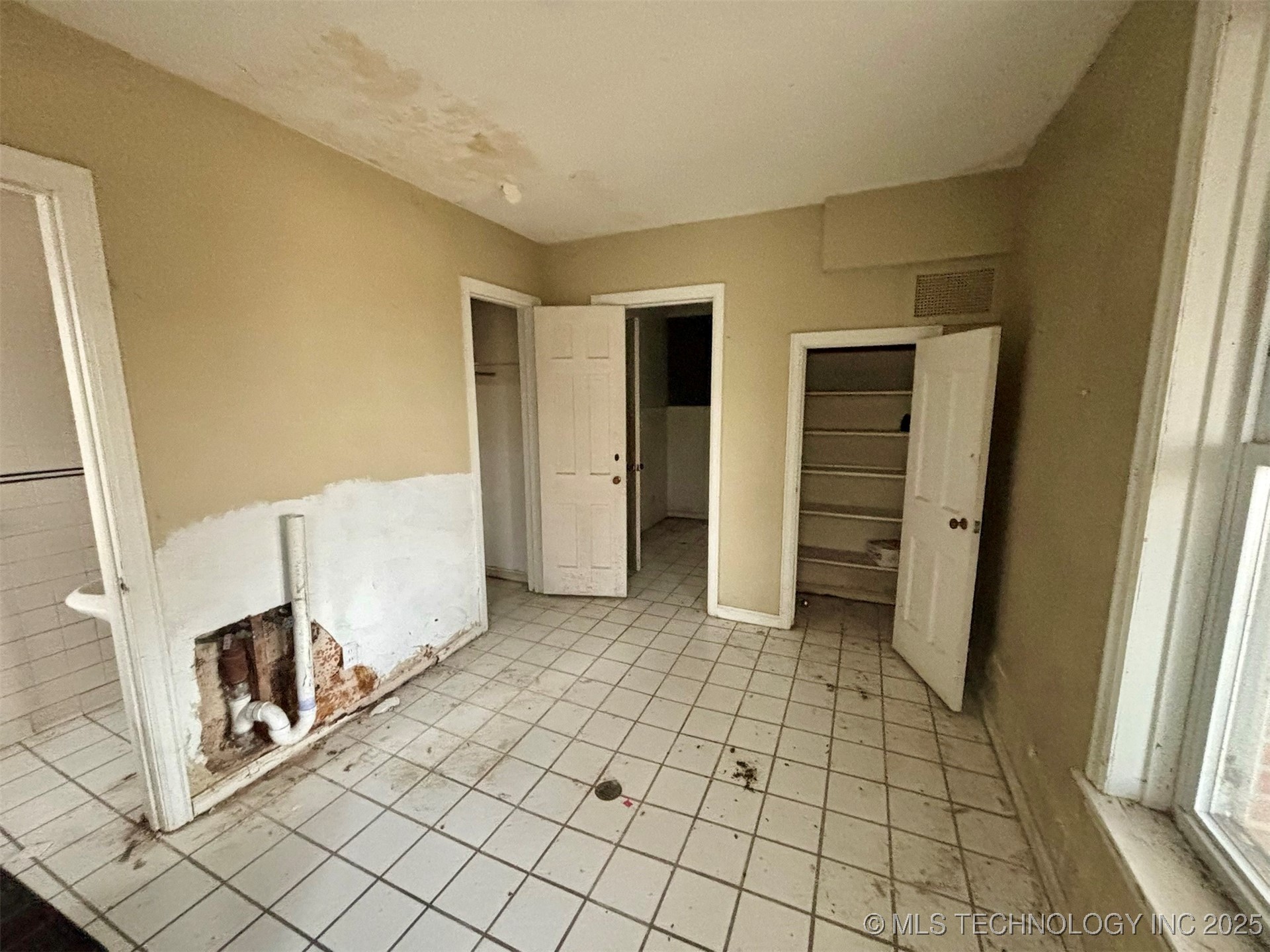 508 E Jefferson Avenue Property Photo 12