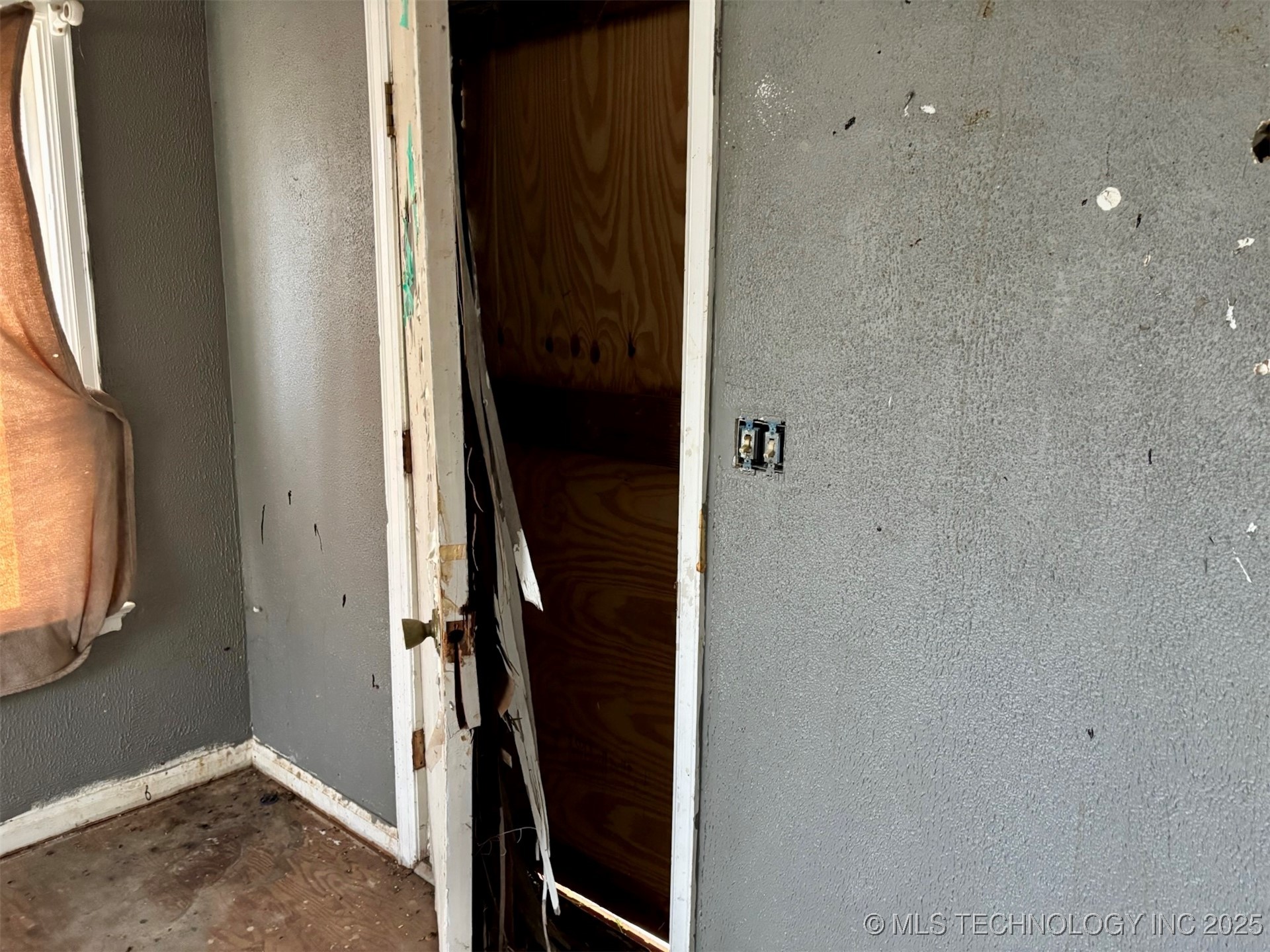 508 E Jefferson Avenue Property Photo 25