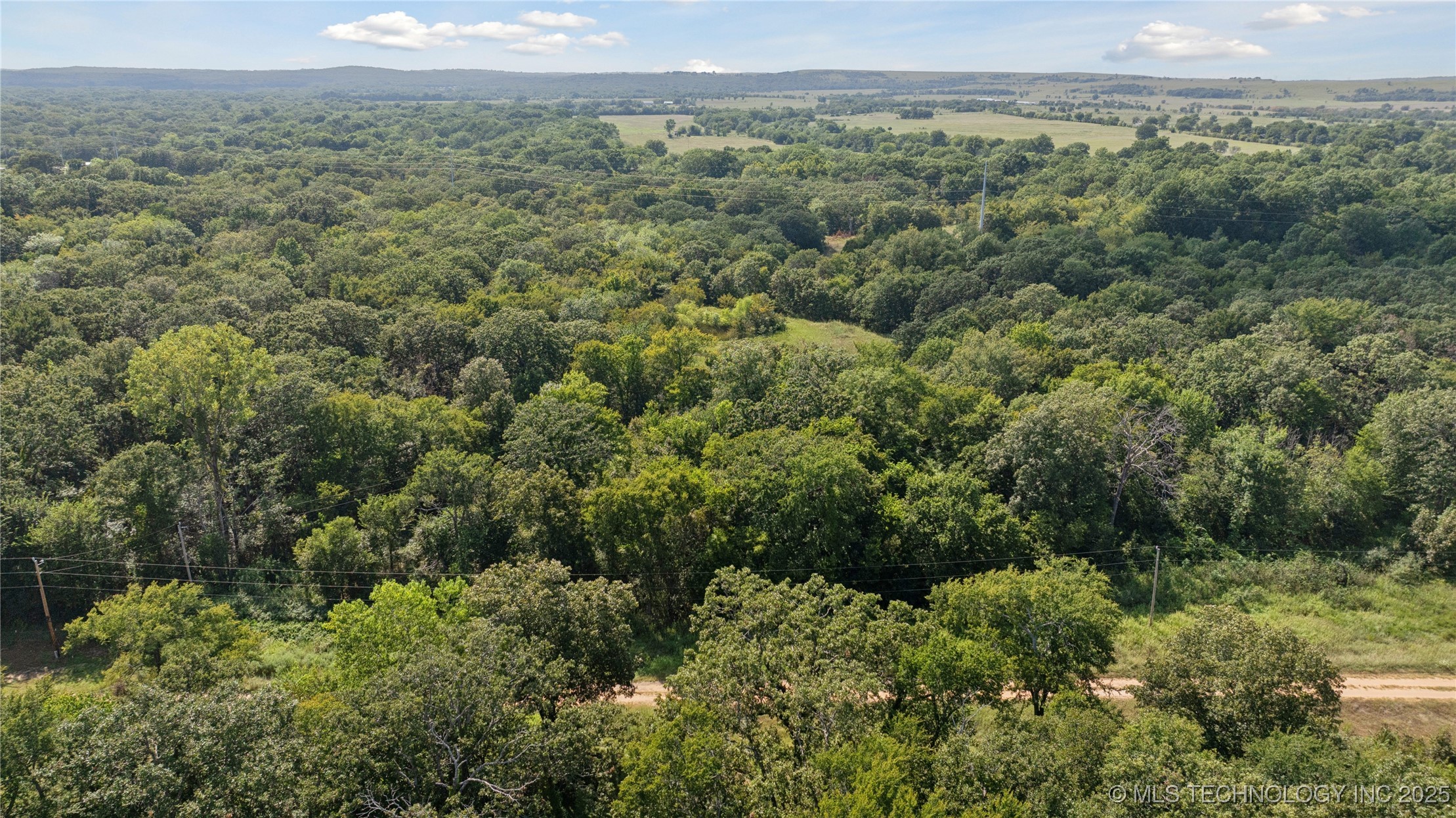 10 Fox Run Run Property Photo 4