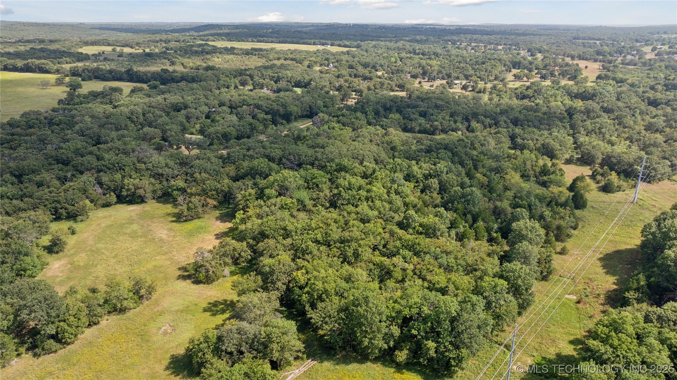 11 Fox Run Run Property Photo 6