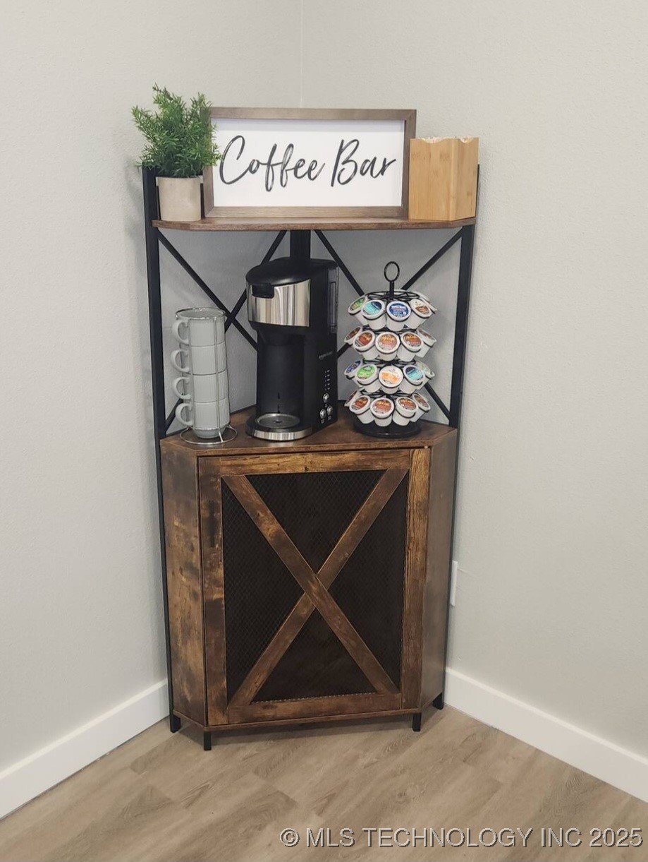 907 S Mckinley Property Photo 9