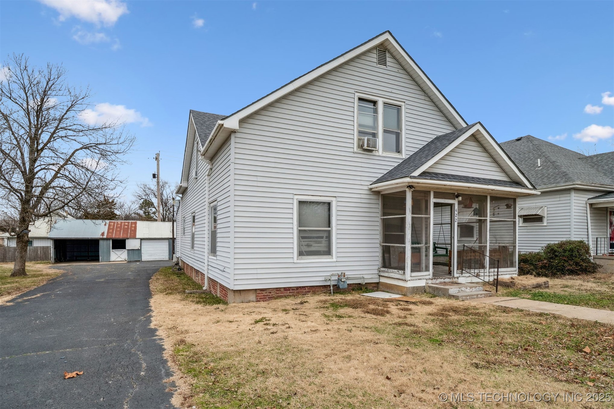 422 W Davis Drive Property Photo 25