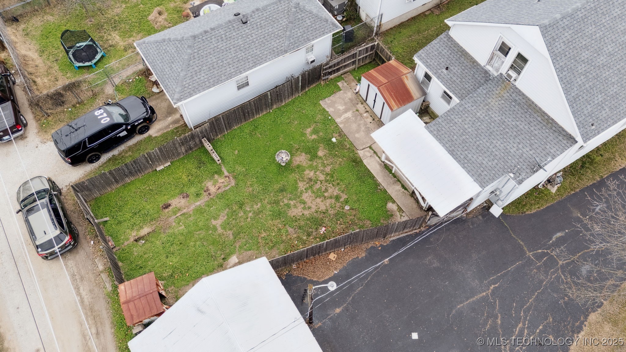 422 W Davis Drive Property Photo 34