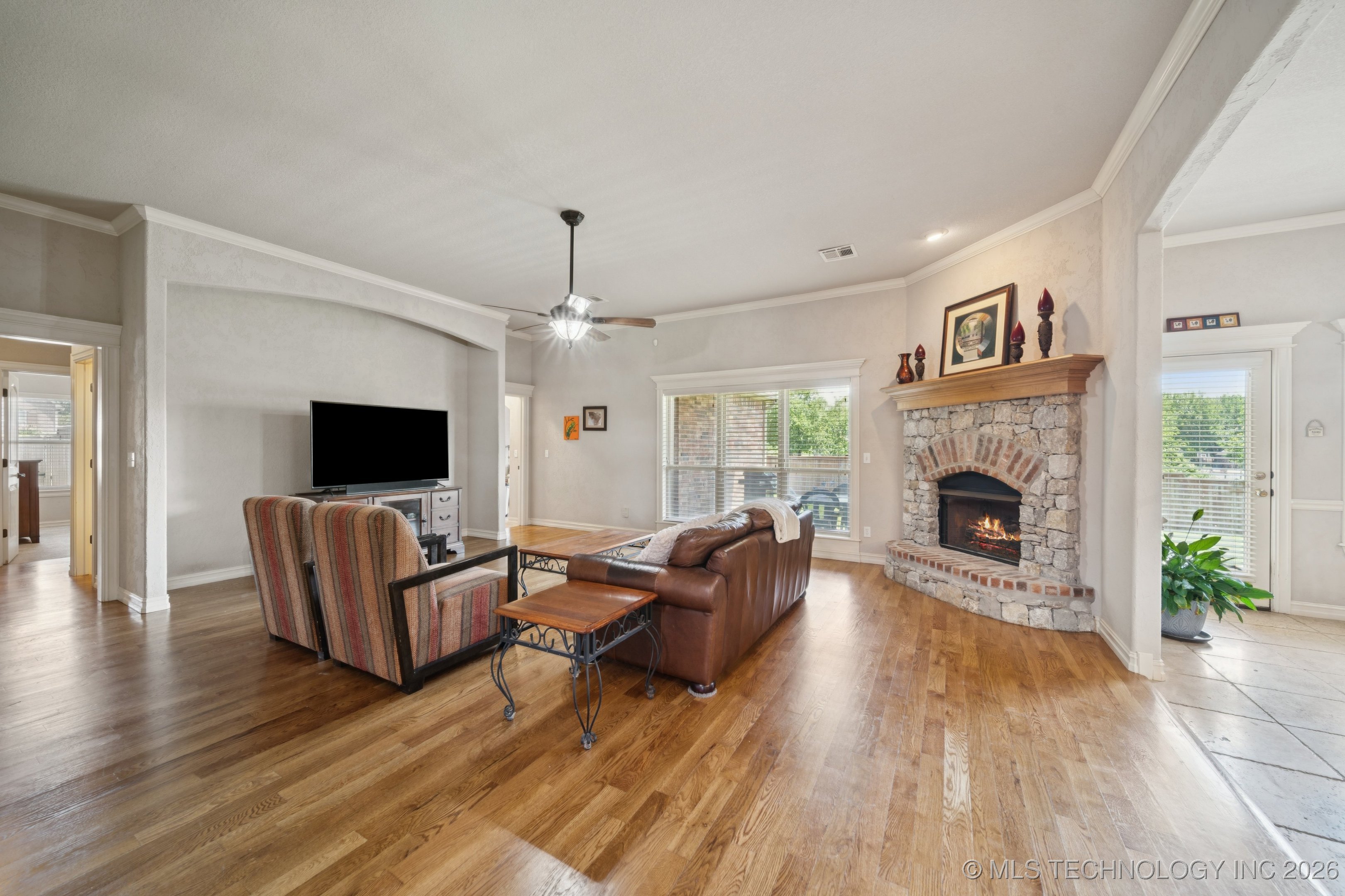 8483 N 68th East Avenue Property Photo 9