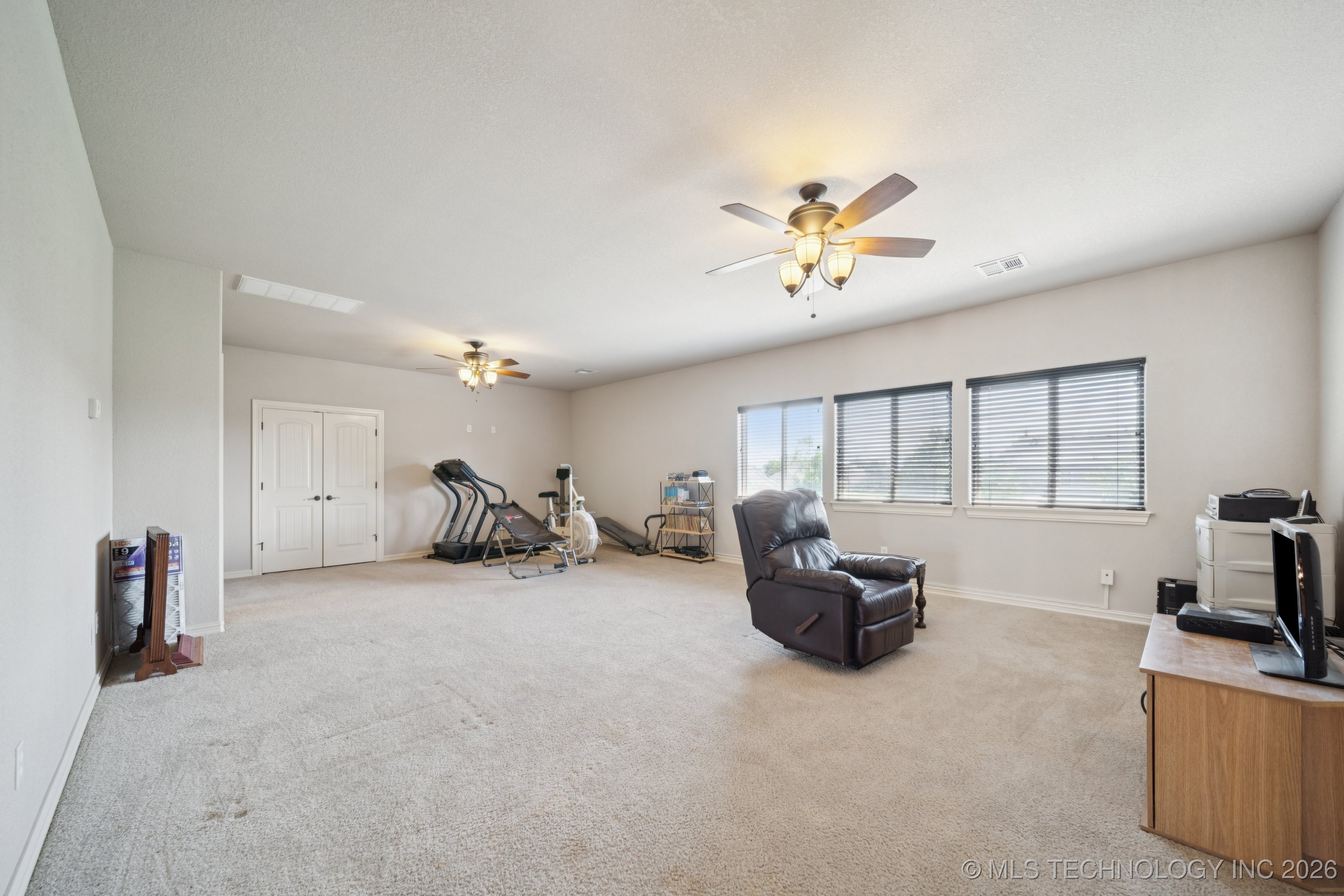 8483 N 68th East Avenue Property Photo 37