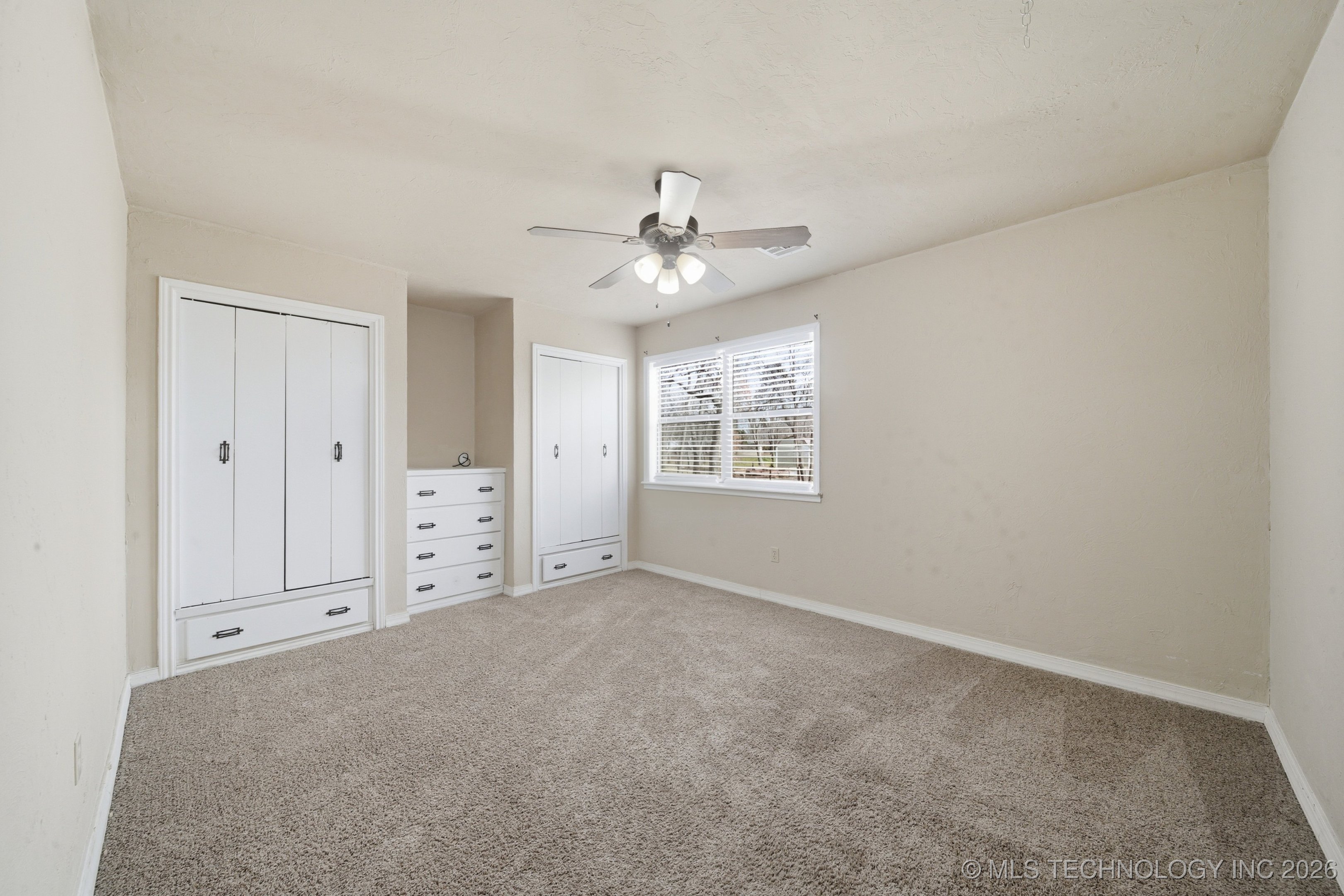 520 Ridgewood Property Photo 26