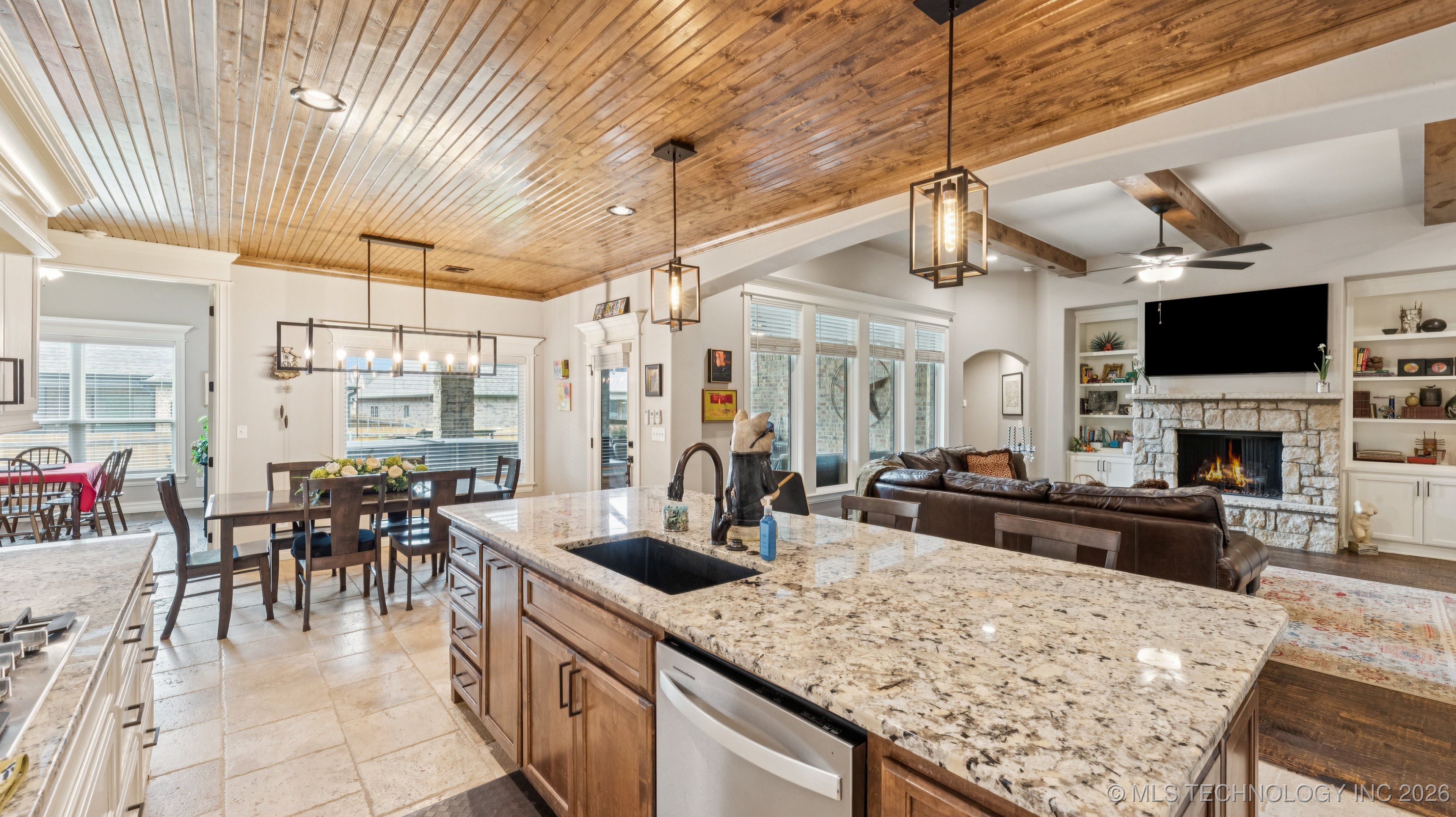 7920 N 147th East Avenue Property Photo 8