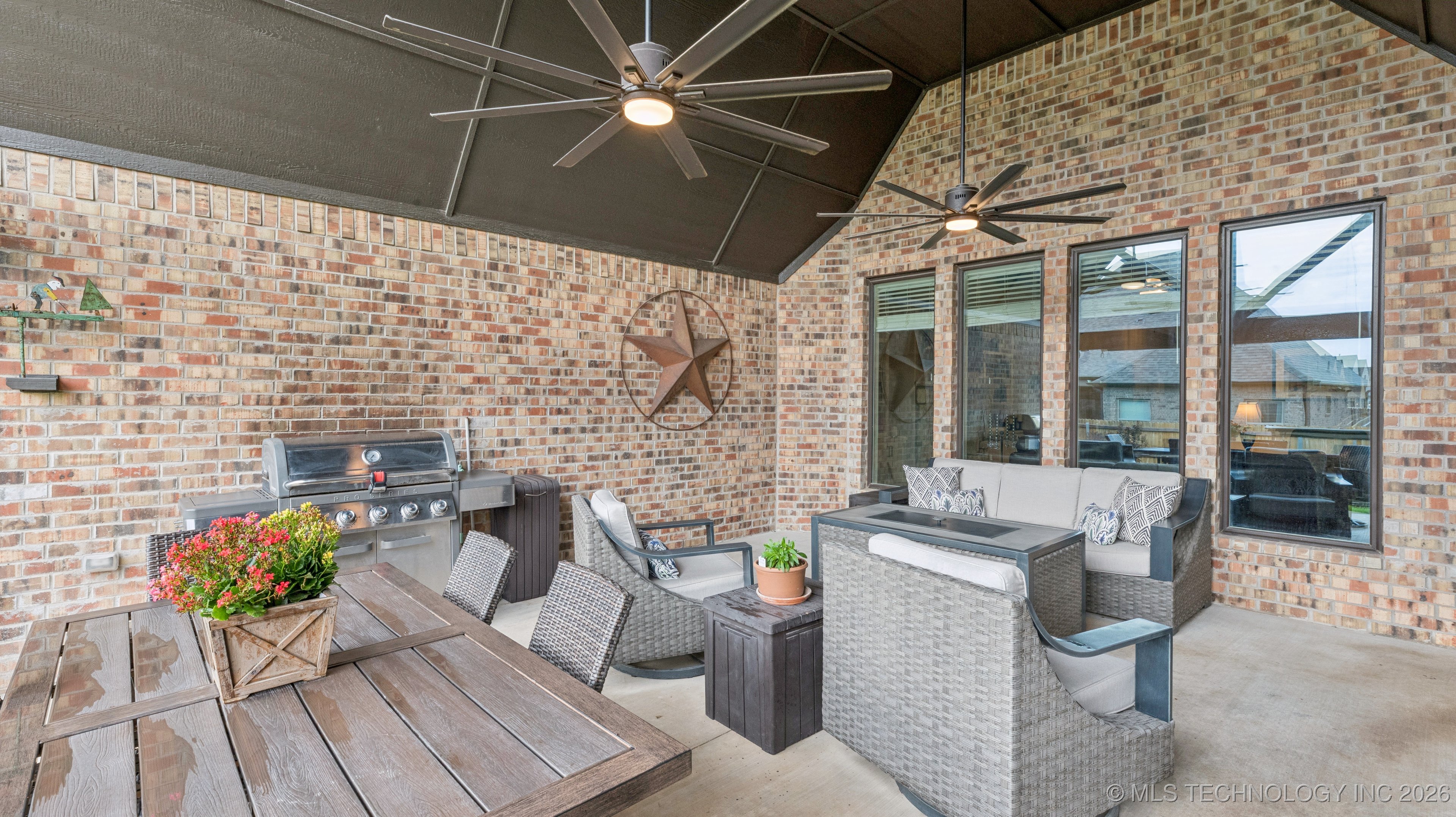 7920 N 147th East Avenue Property Photo 36