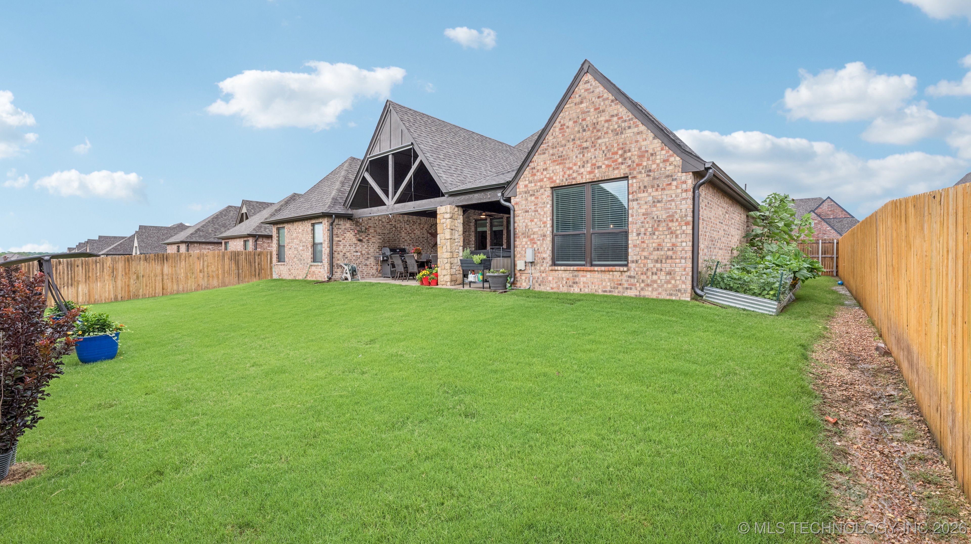 7920 N 147th East Avenue Property Photo 39