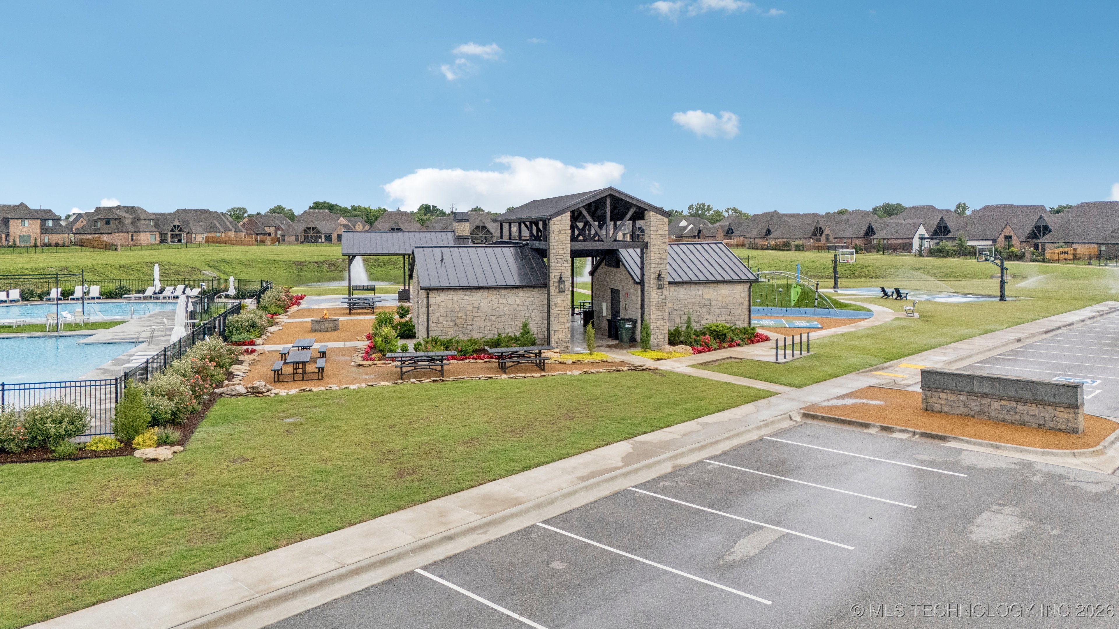 7920 N 147th East Avenue Property Photo 48