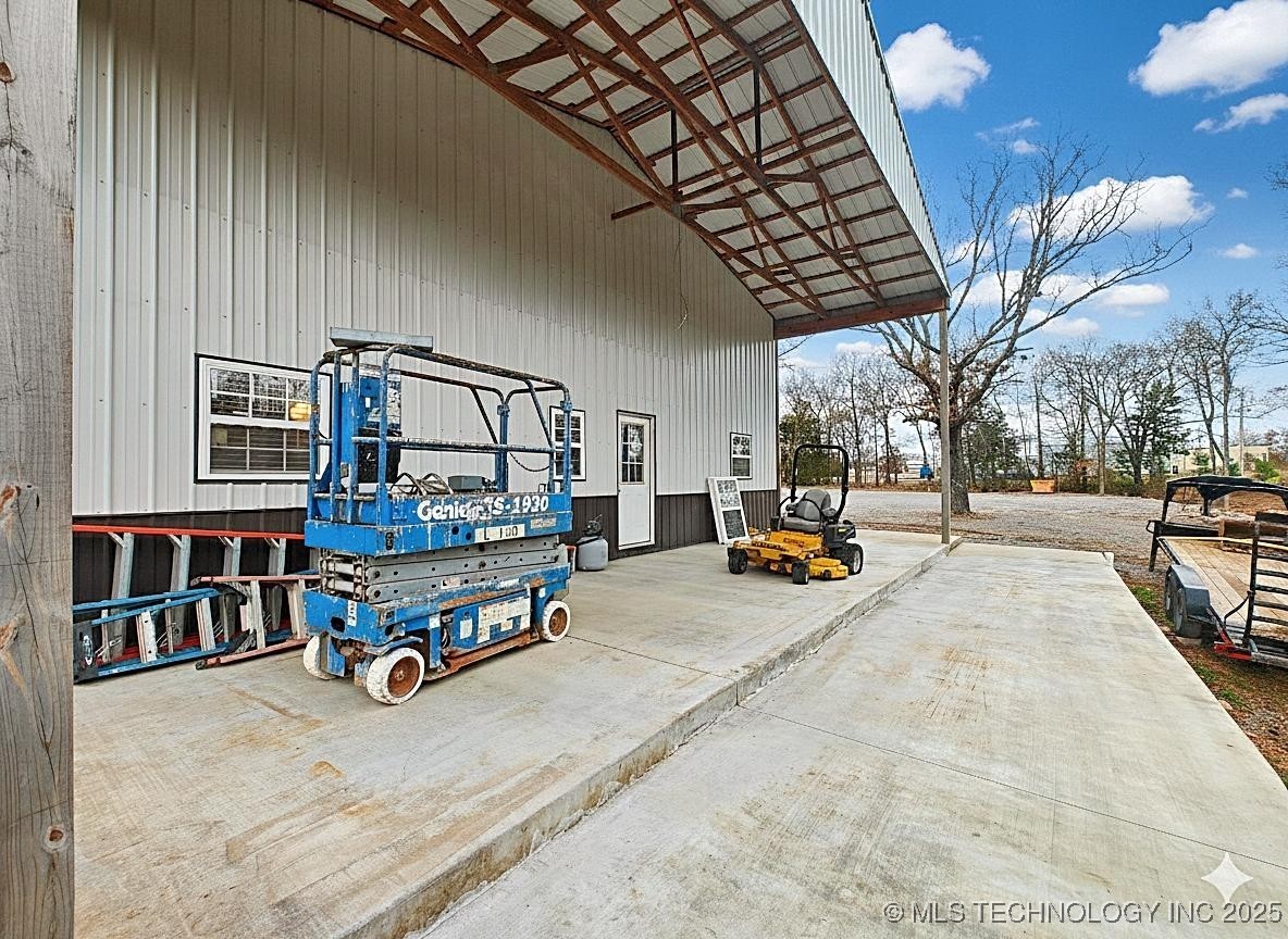 32514 Hwy 82 Property Photo 4