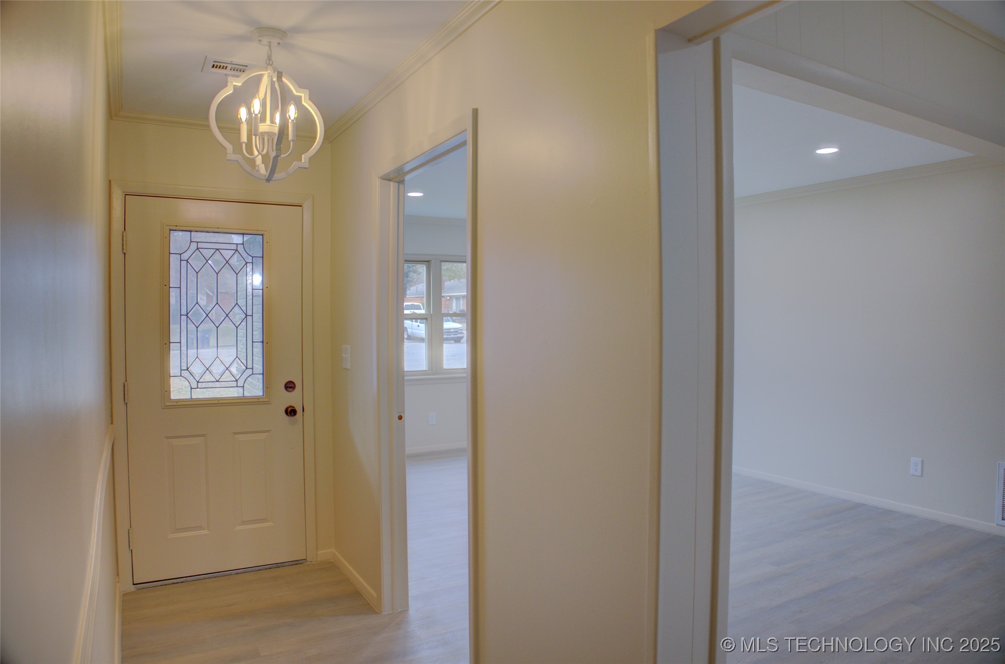 6946 E 20th Place Property Photo 4