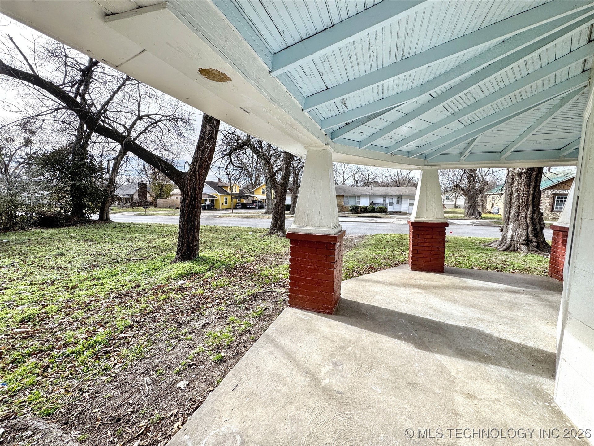 1020 N Vinita Avenue Property Photo 9