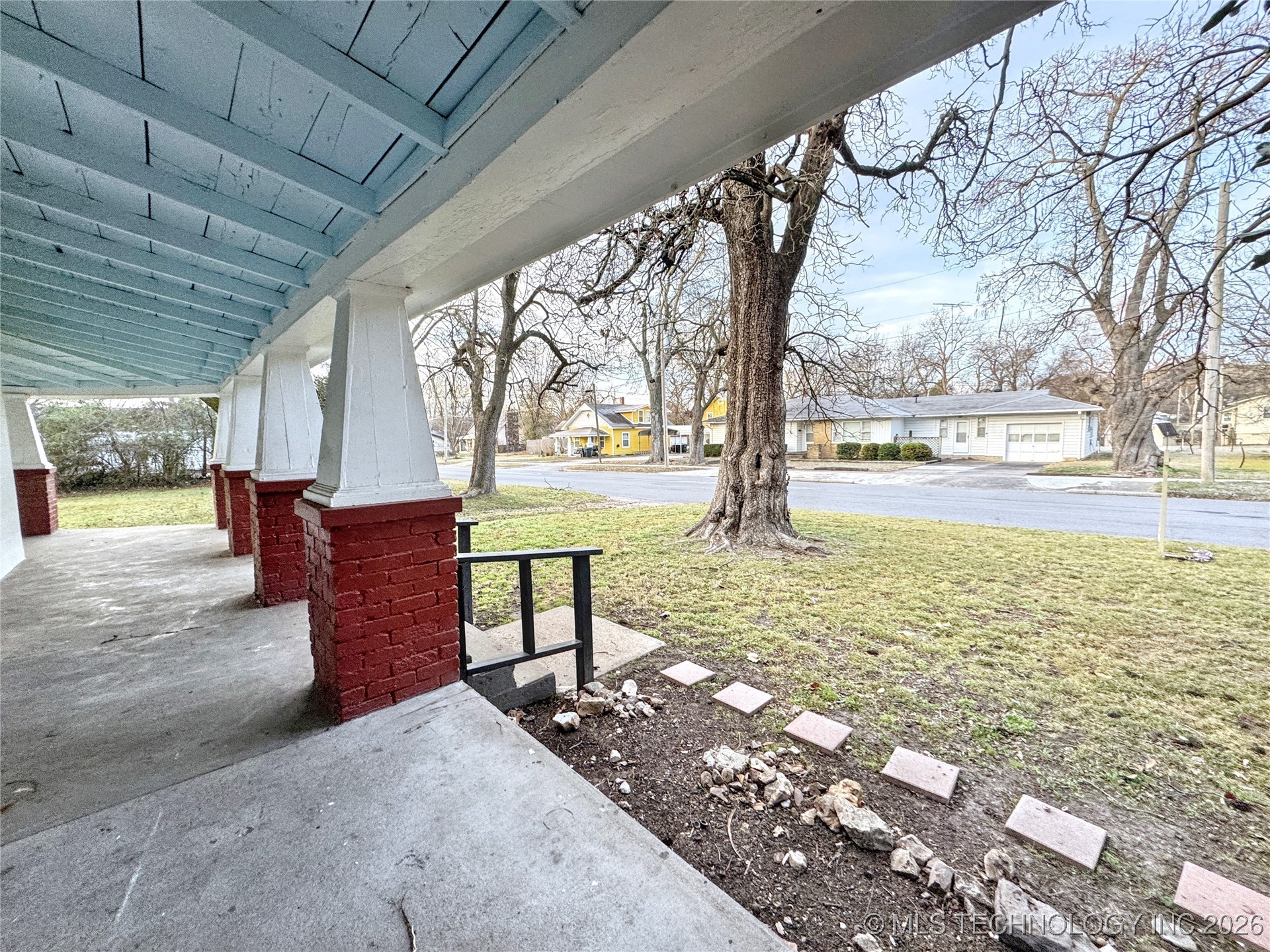 1020 N Vinita Avenue Property Photo 10