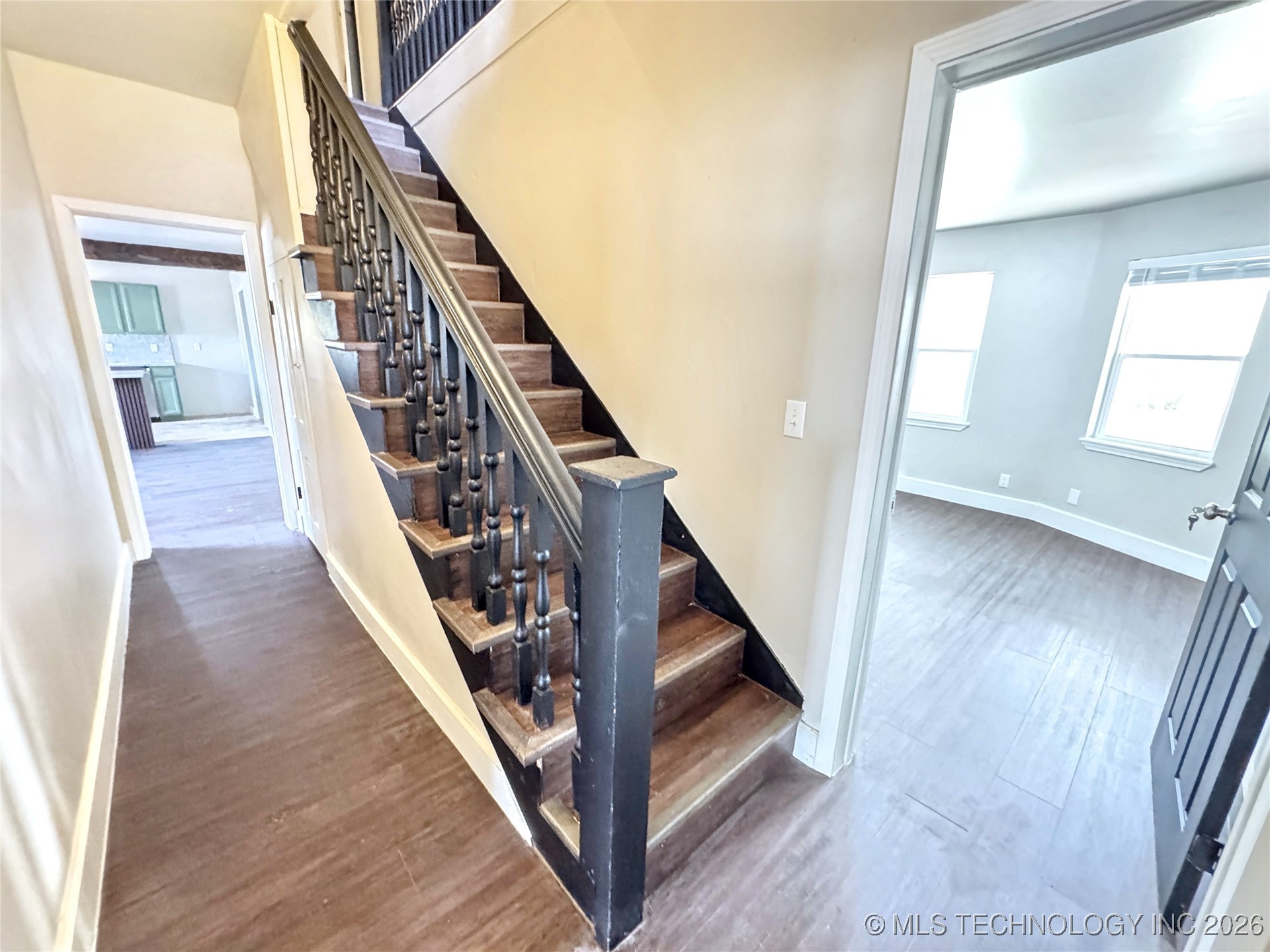 1020 N Vinita Avenue Property Photo 11