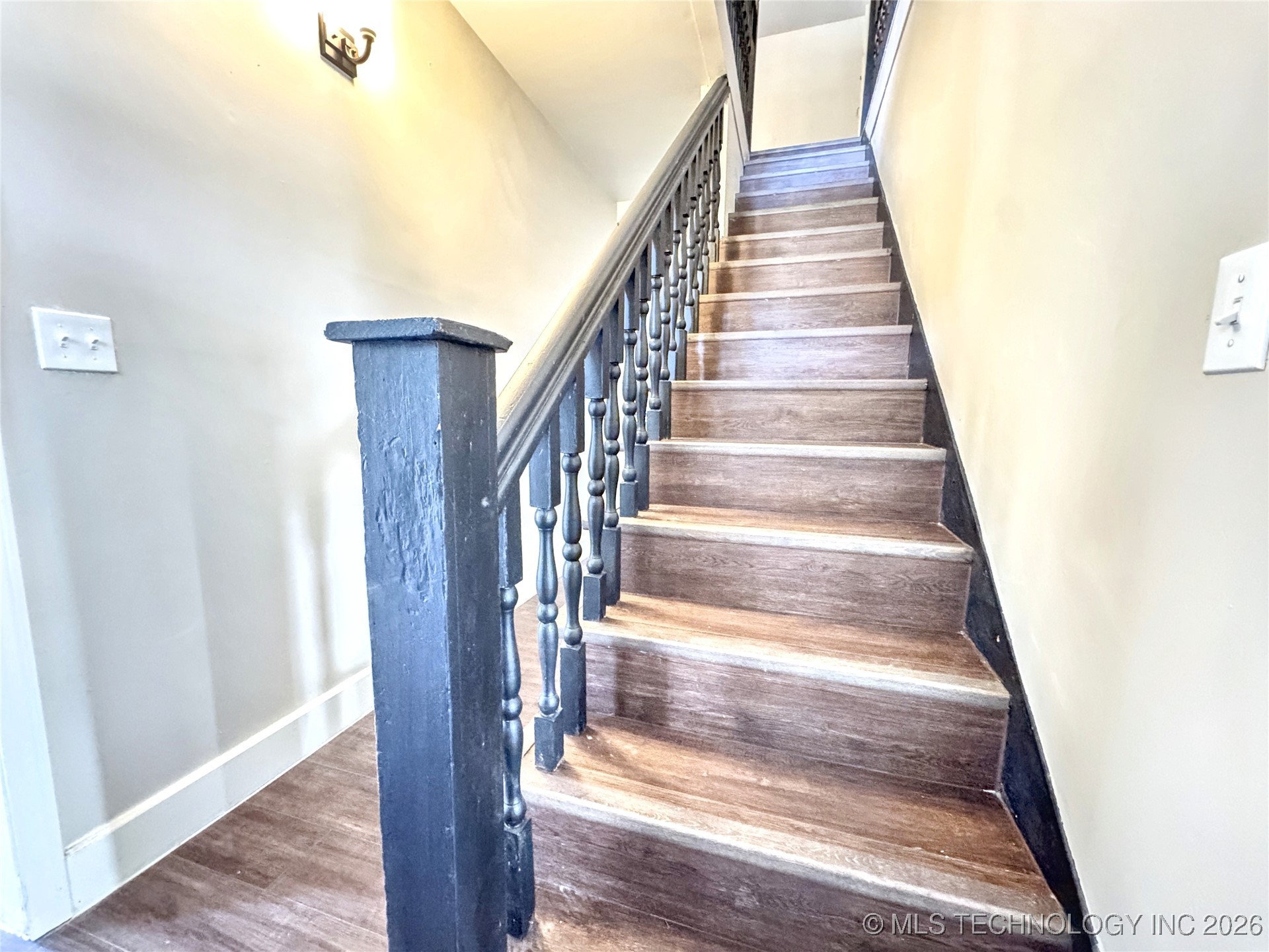 1020 N Vinita Avenue Property Photo 12