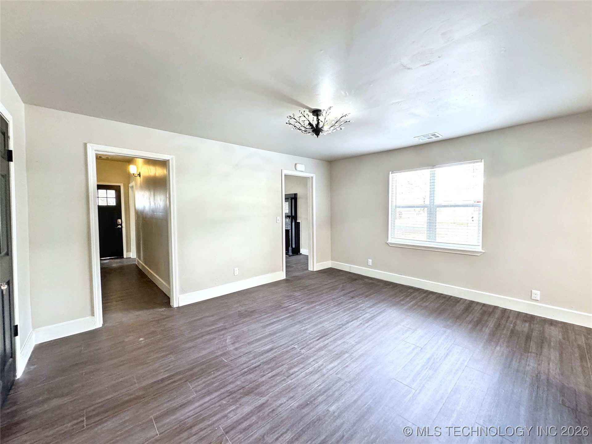 1020 N Vinita Avenue Property Photo 23