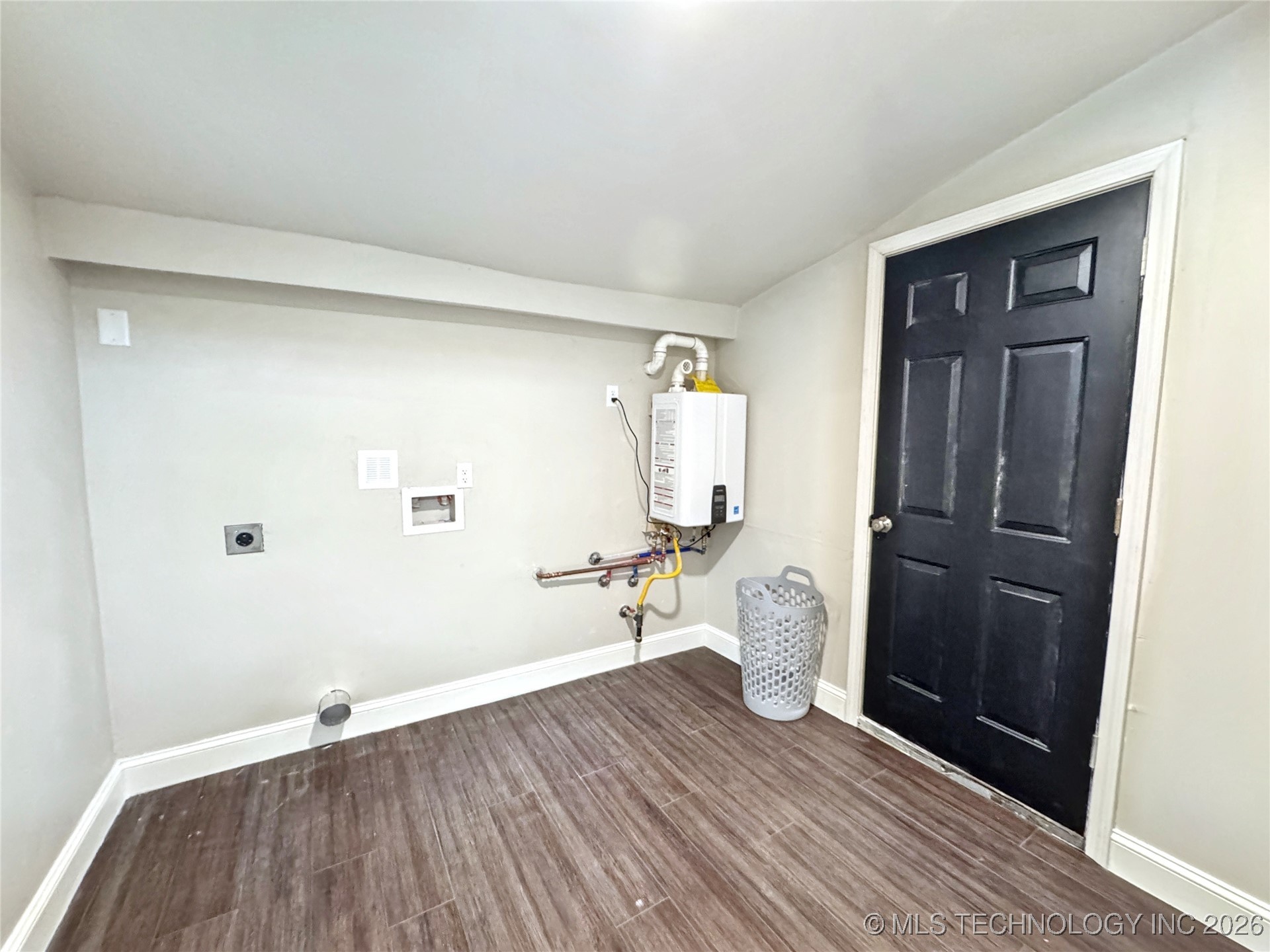 1020 N Vinita Avenue Property Photo 41