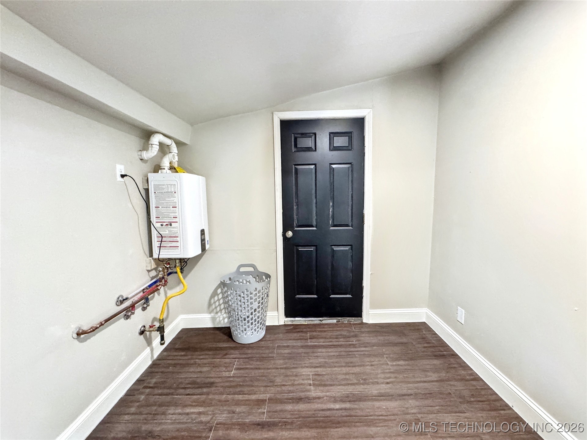 1020 N Vinita Avenue Property Photo 42