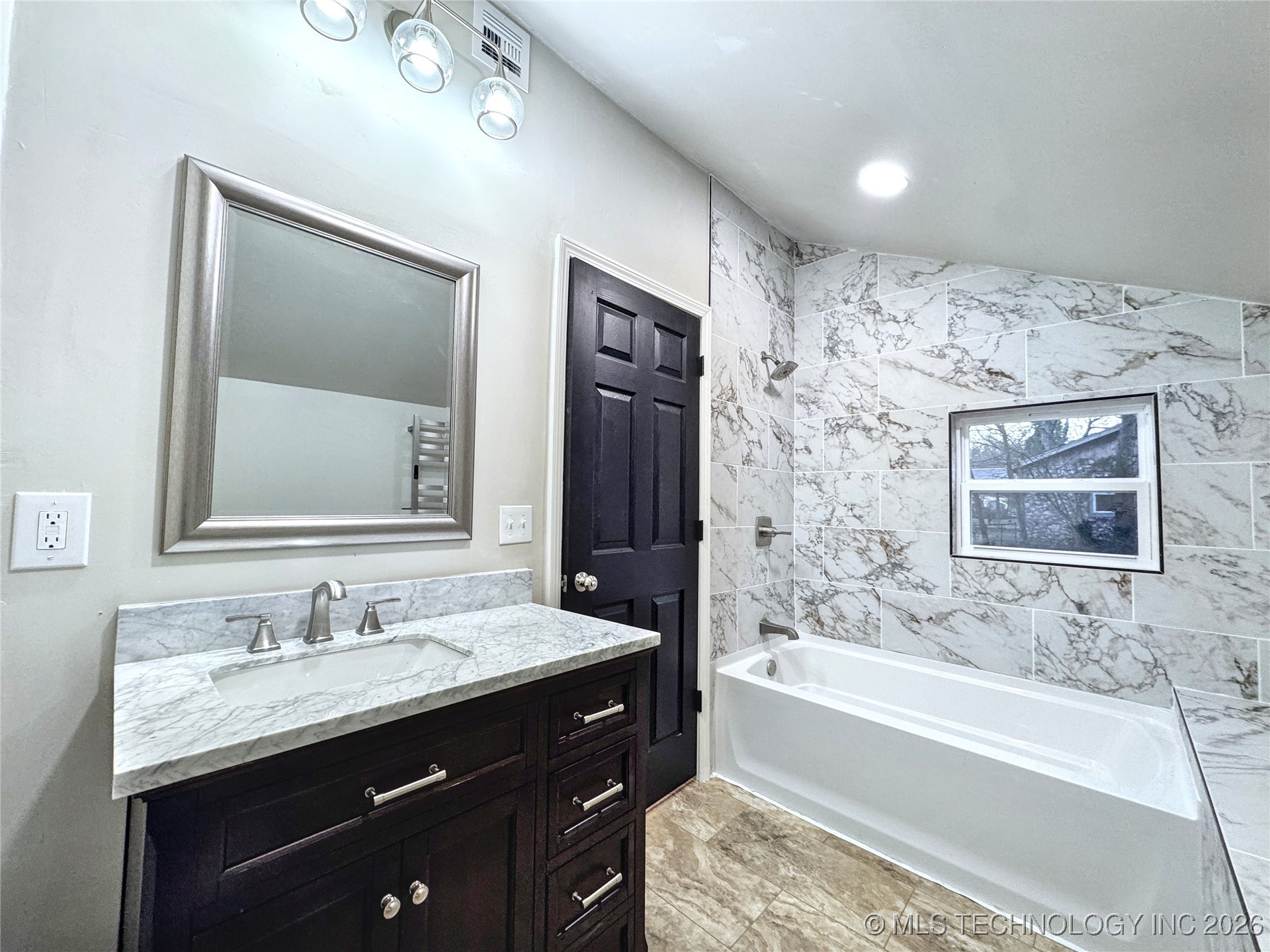 1020 N Vinita Avenue Property Photo 50