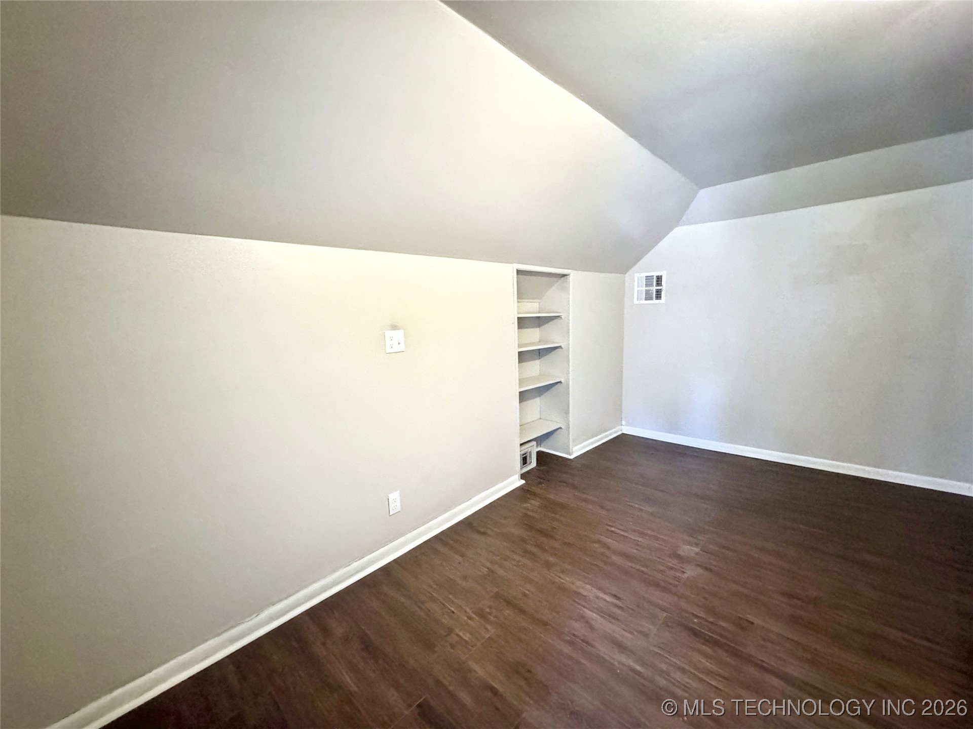 1020 N Vinita Avenue Property Photo 65