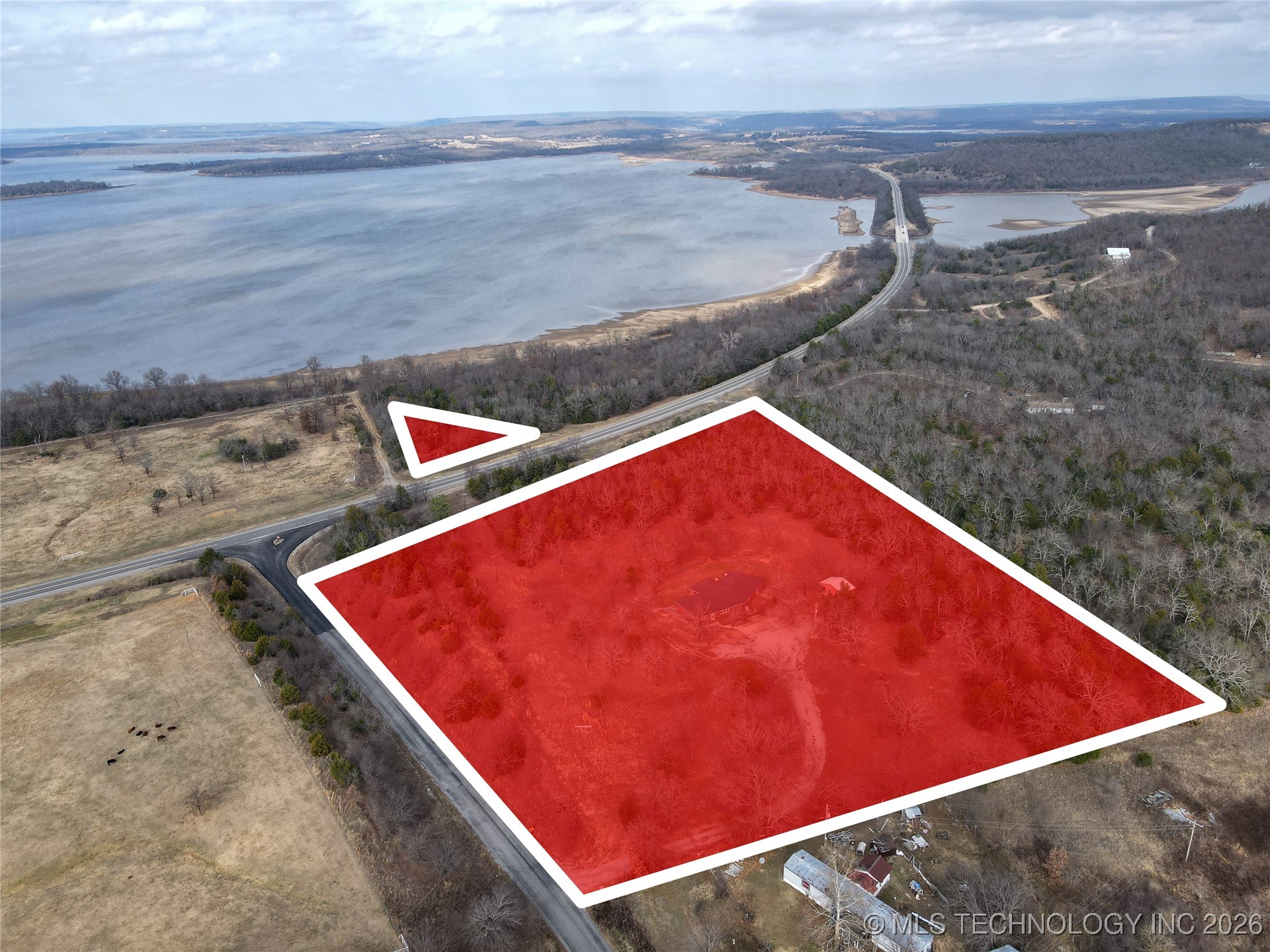 3440 Seven Devils Road Property Photo 7