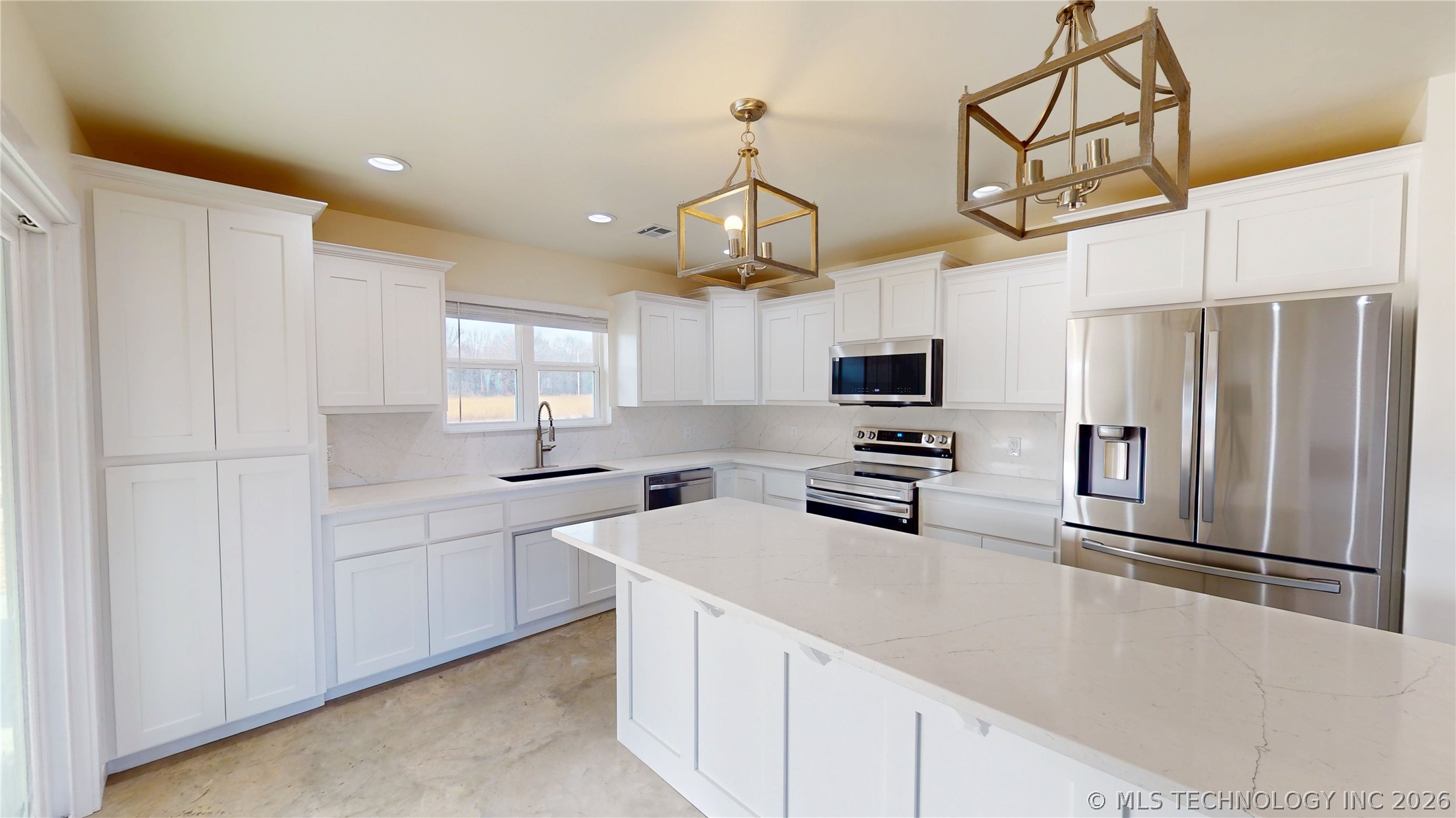 11767 Xander Property Photo 6