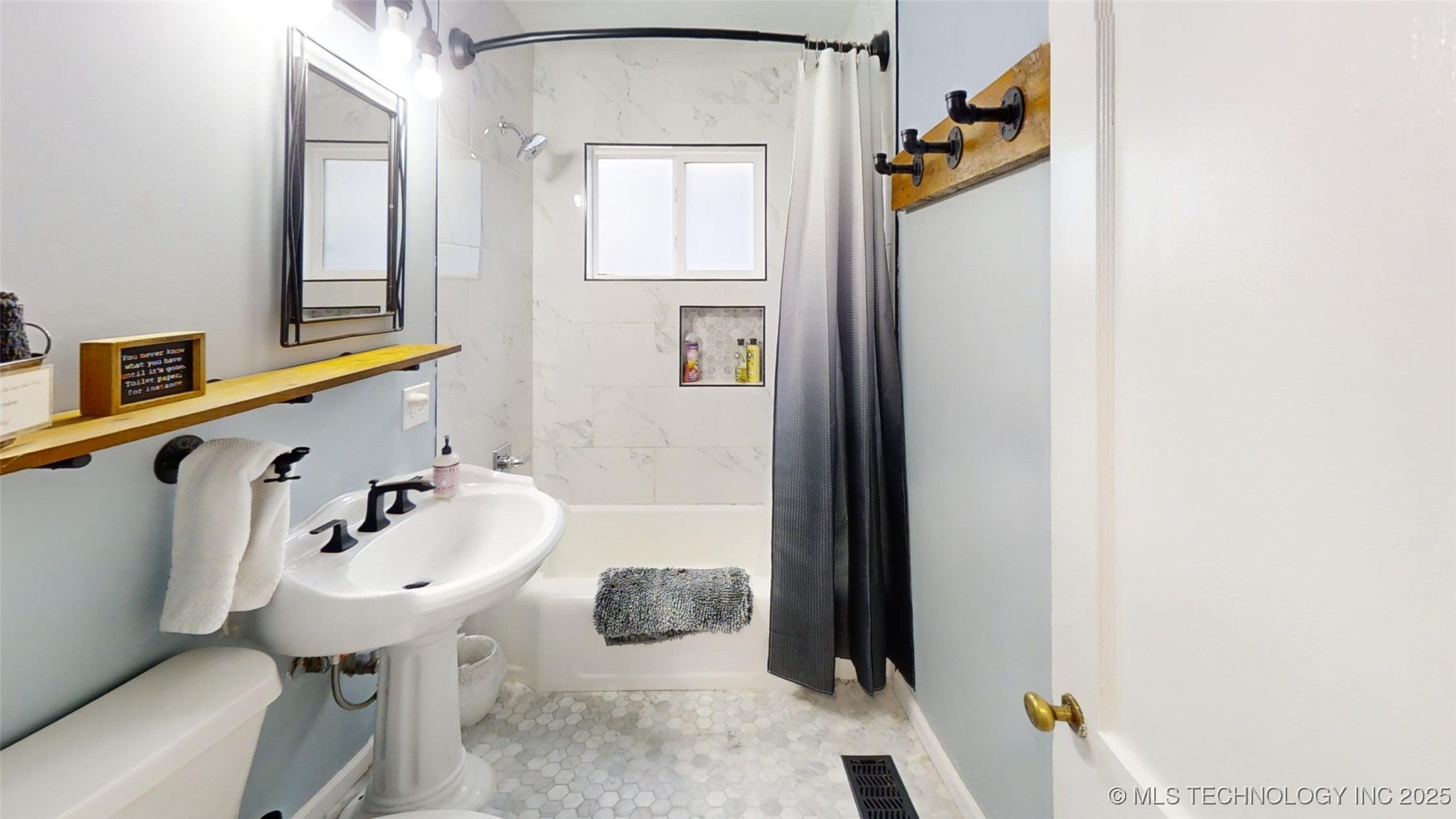 7148 E Marshall Street Property Photo 17