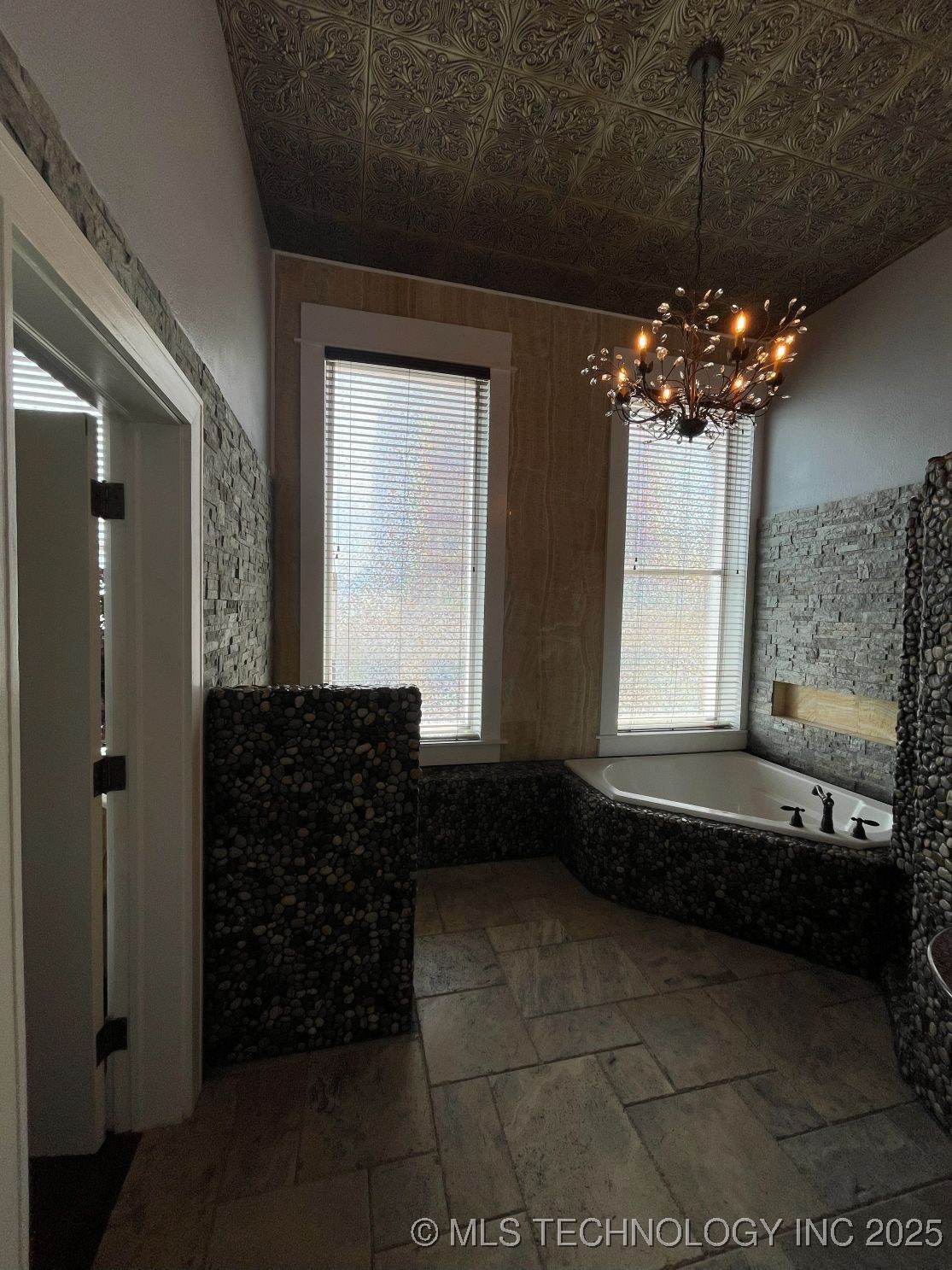 9 W Main Street Property Photo 39