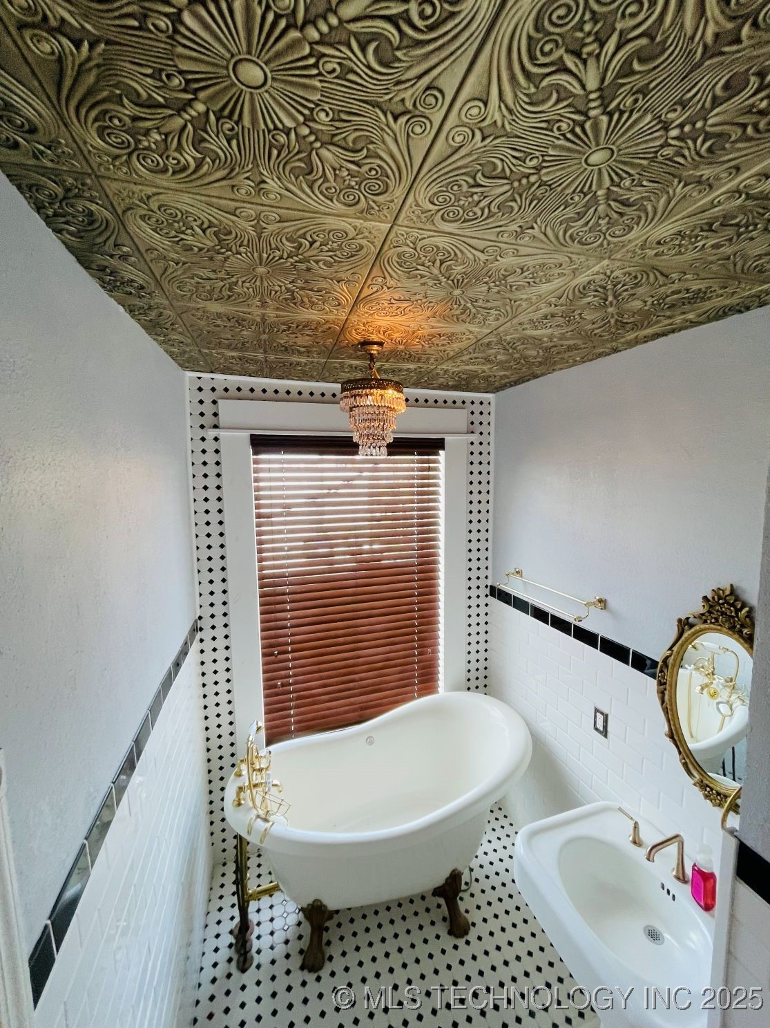 9 W Main Street Property Photo 48