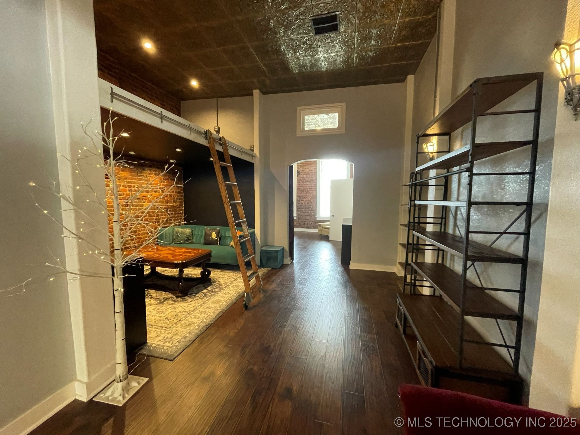 9 W Main Street Property Photo 58