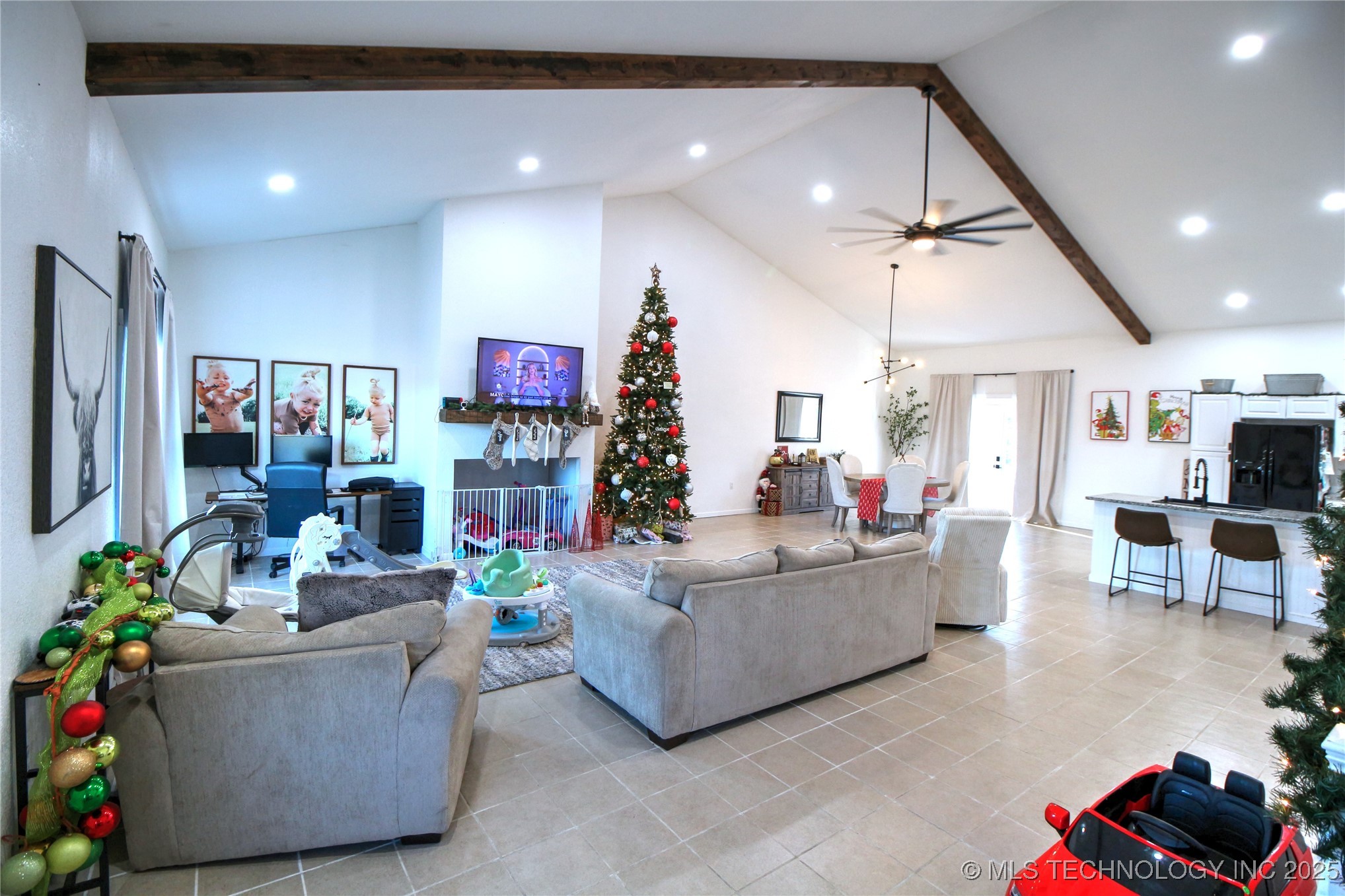 16920 Stone Briar Property Photo 2