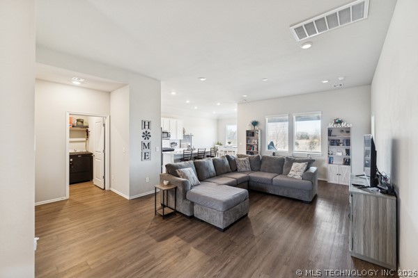 1503 Bluestem Drive Property Photo 4