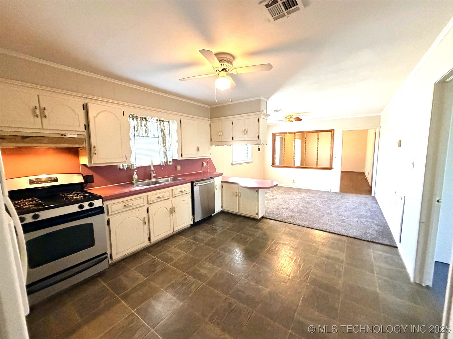 16258 Old Morris Highway Property Photo 5