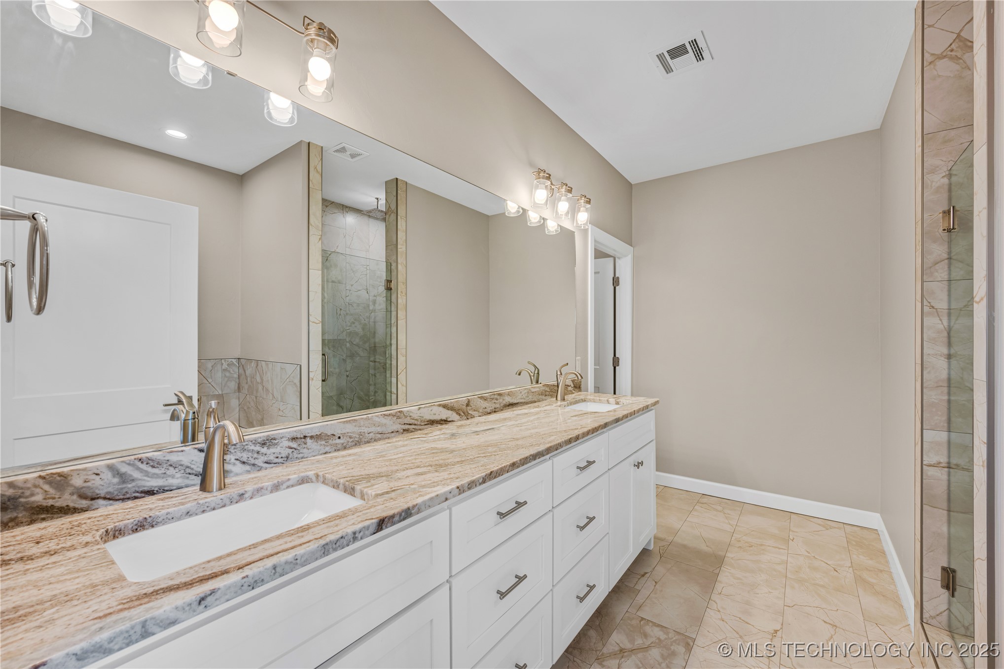 302 Blanco Bend Drive Property Photo 38